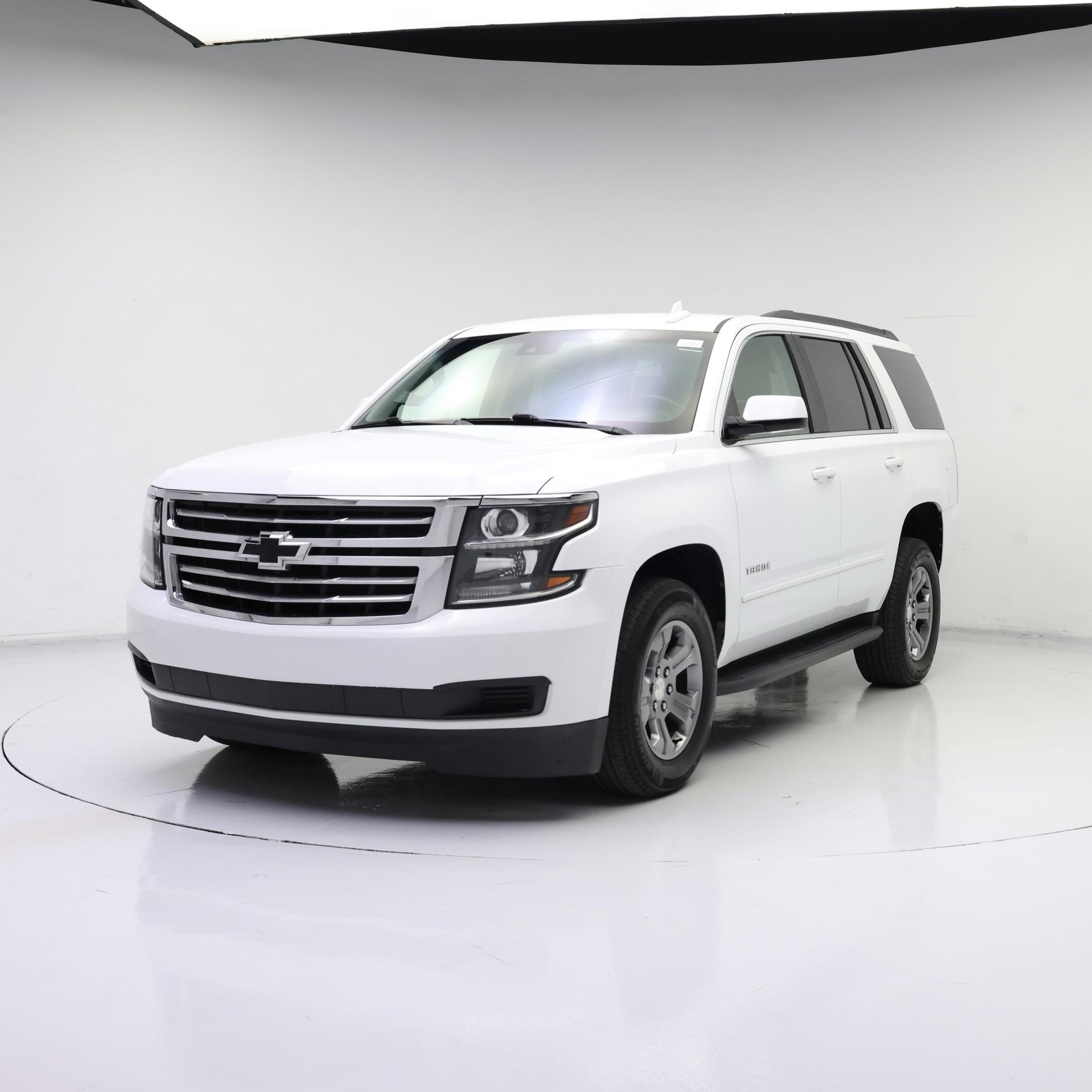 Thumbnail: 2019 Chevrolet Tahoe - 4