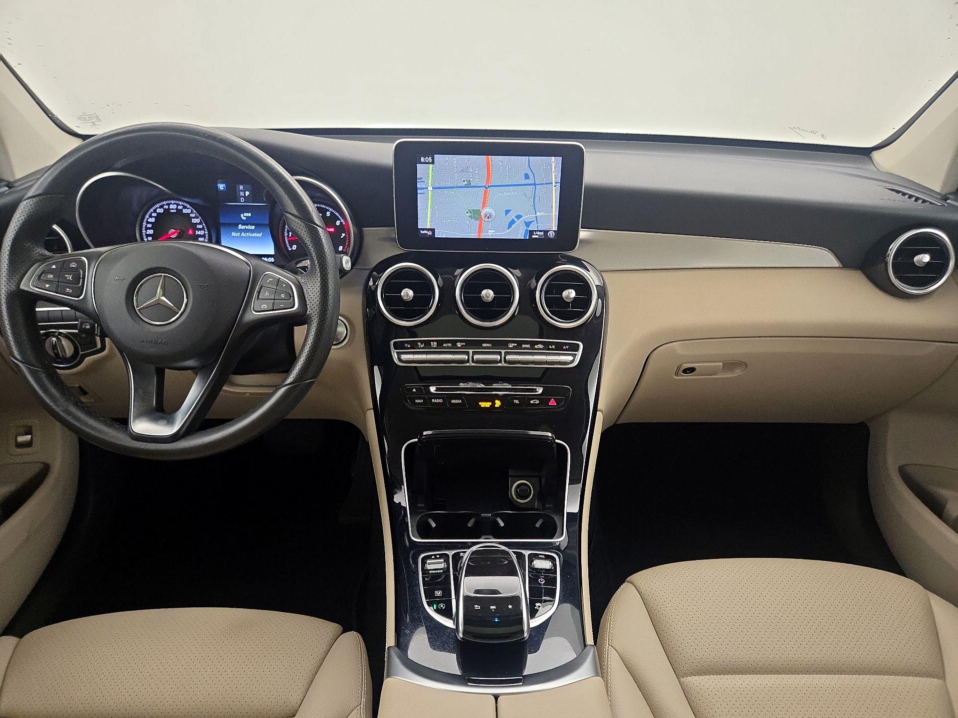 Thumbnail: 2017 Mercedes-Benz GLC - 9