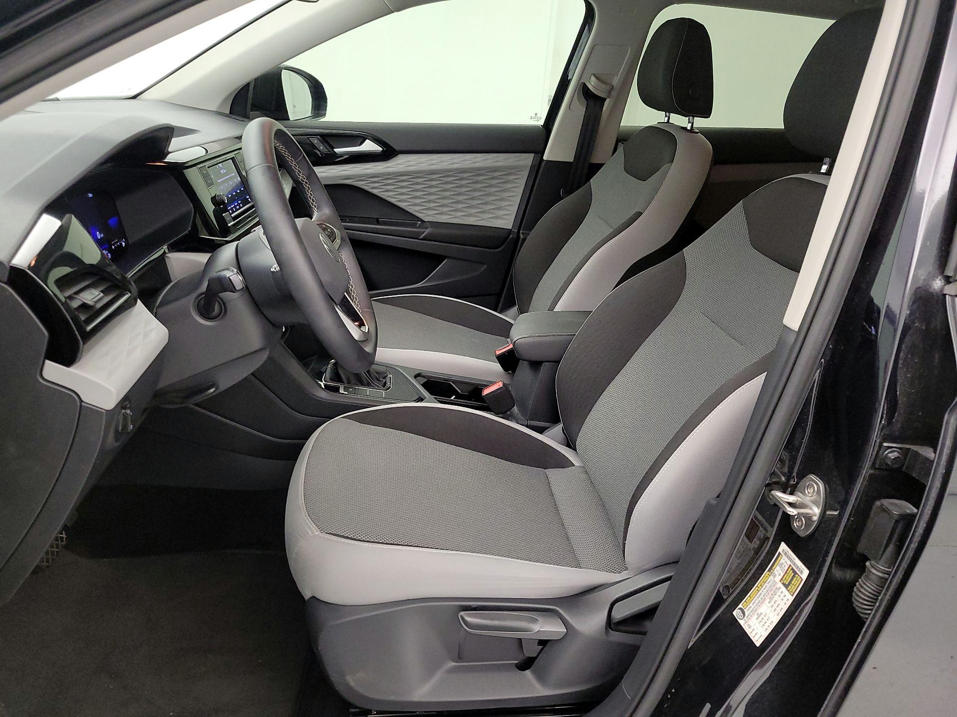 Thumbnail: 2023 Volkswagen Taos - 11