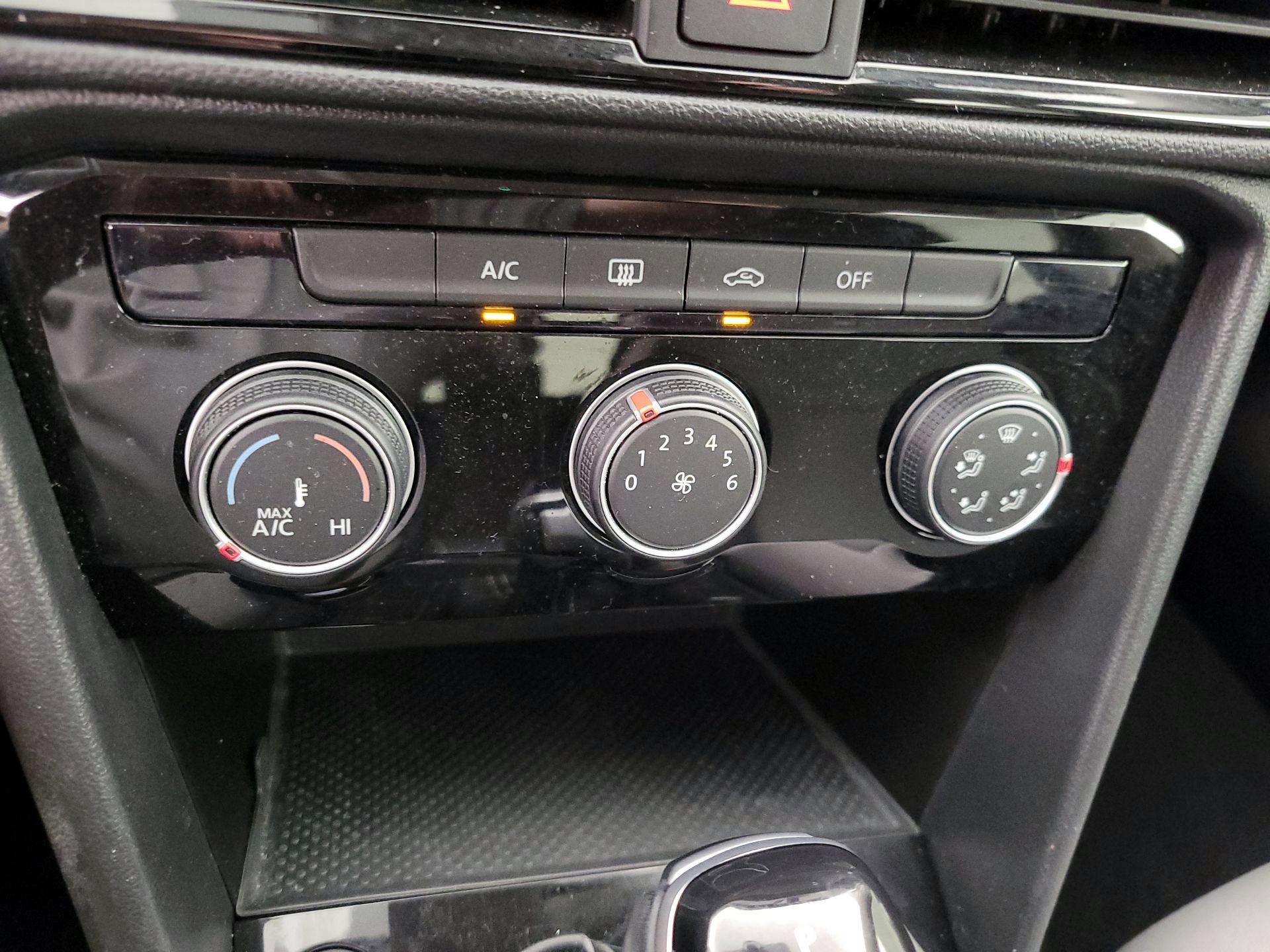 Thumbnail: 2023 Volkswagen Taos - 16