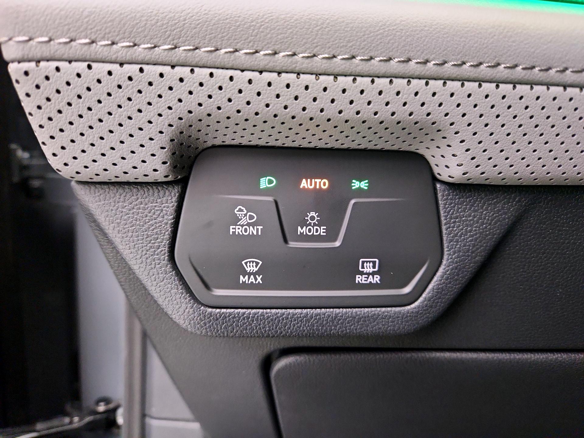 Thumbnail: 2024 Volkswagen Atlas - 13