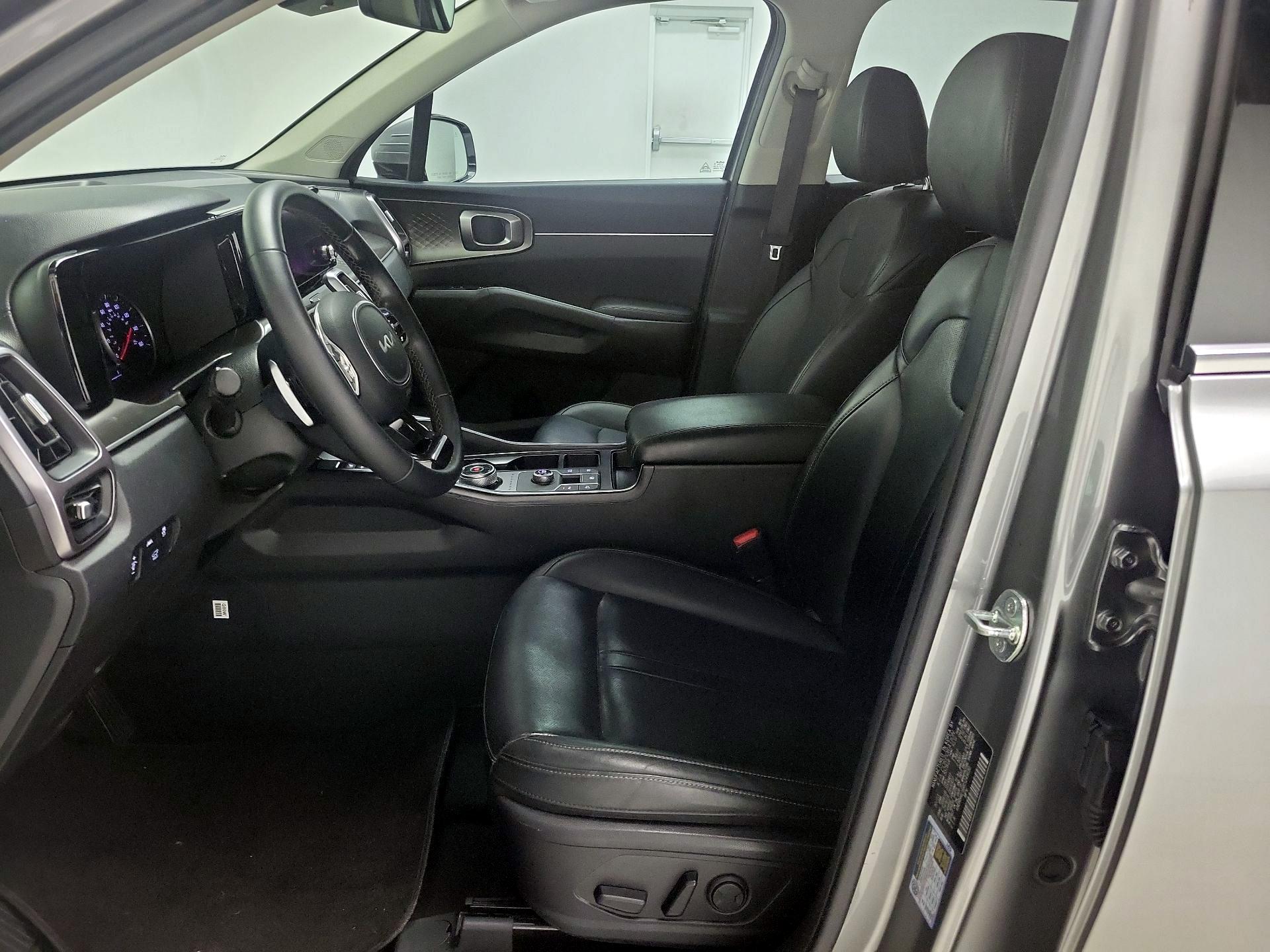 Thumbnail: 2024 Kia Sorento - 11