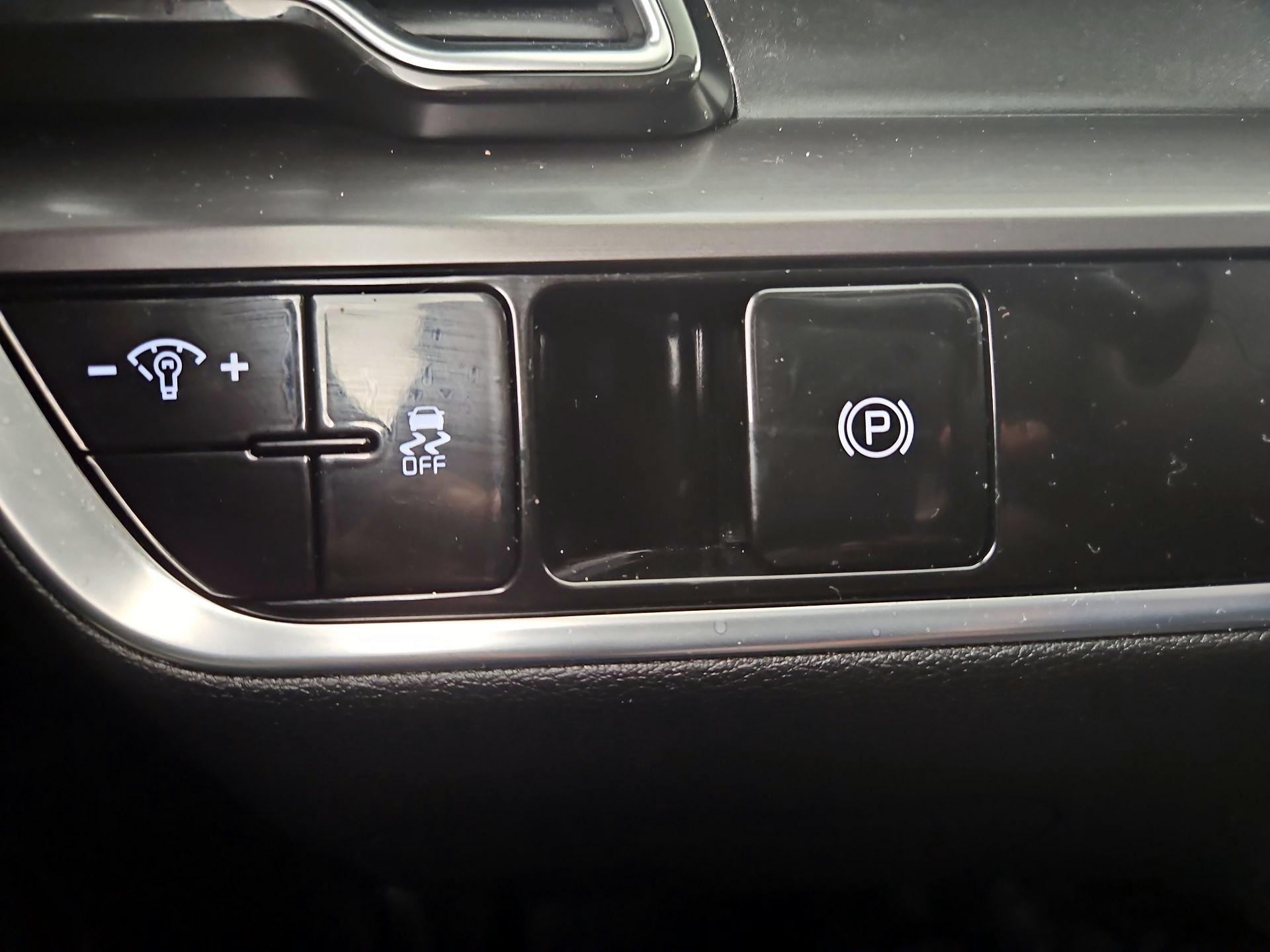 Thumbnail: 2024 Kia Sportage - 13