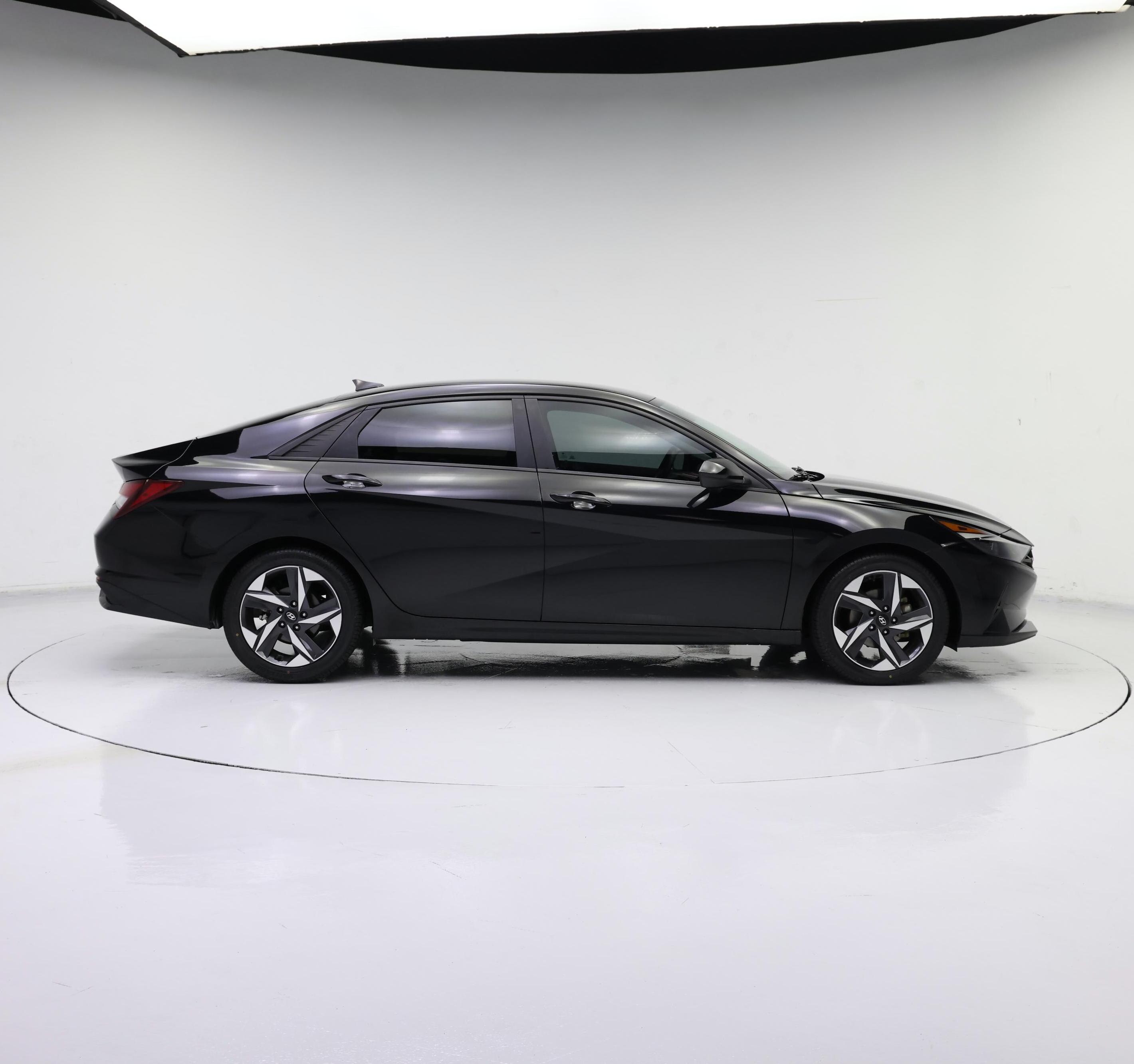 Thumbnail: 2023 Hyundai Elantra - 7