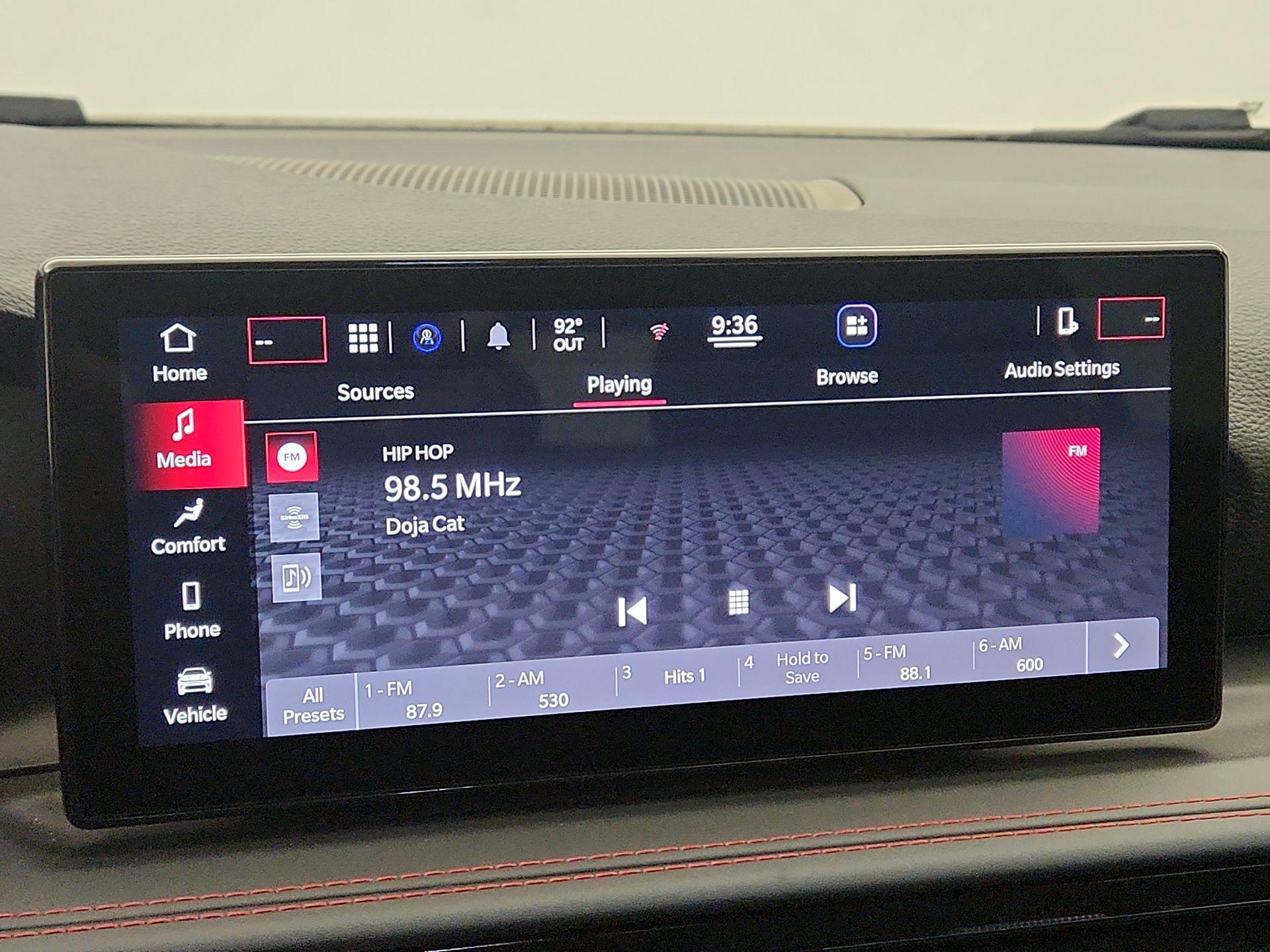 Thumbnail: 2023 Dodge Hornet - 15