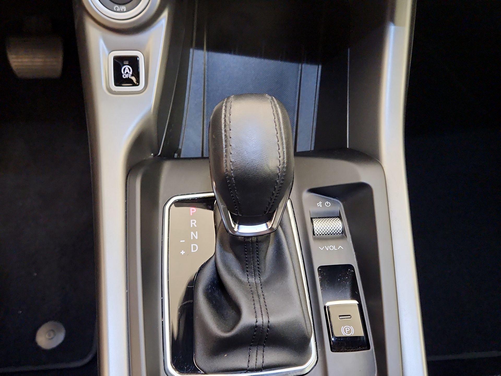 Thumbnail: 2023 Dodge Hornet - 17