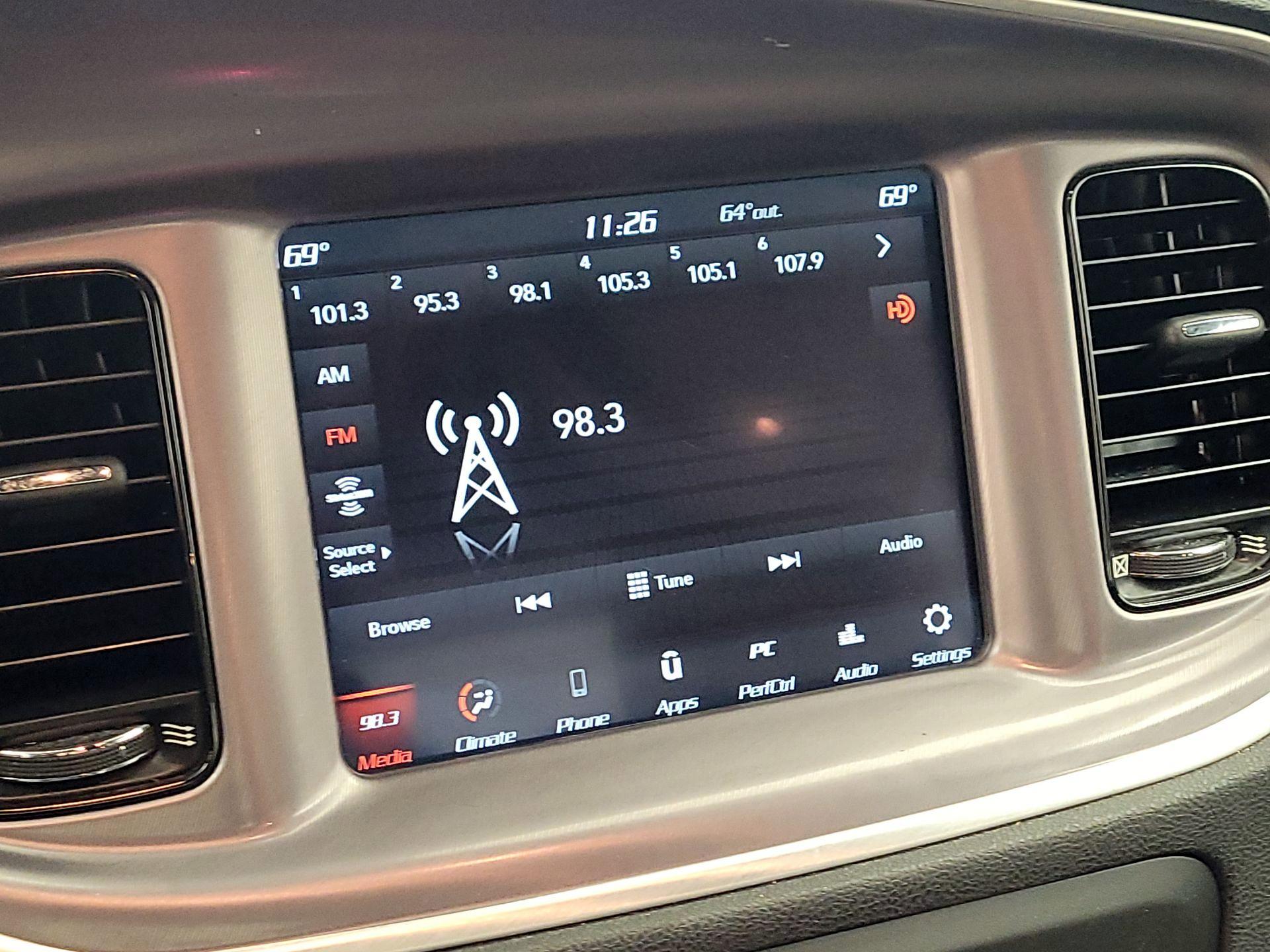 Thumbnail: 2022 Dodge Charger - 15