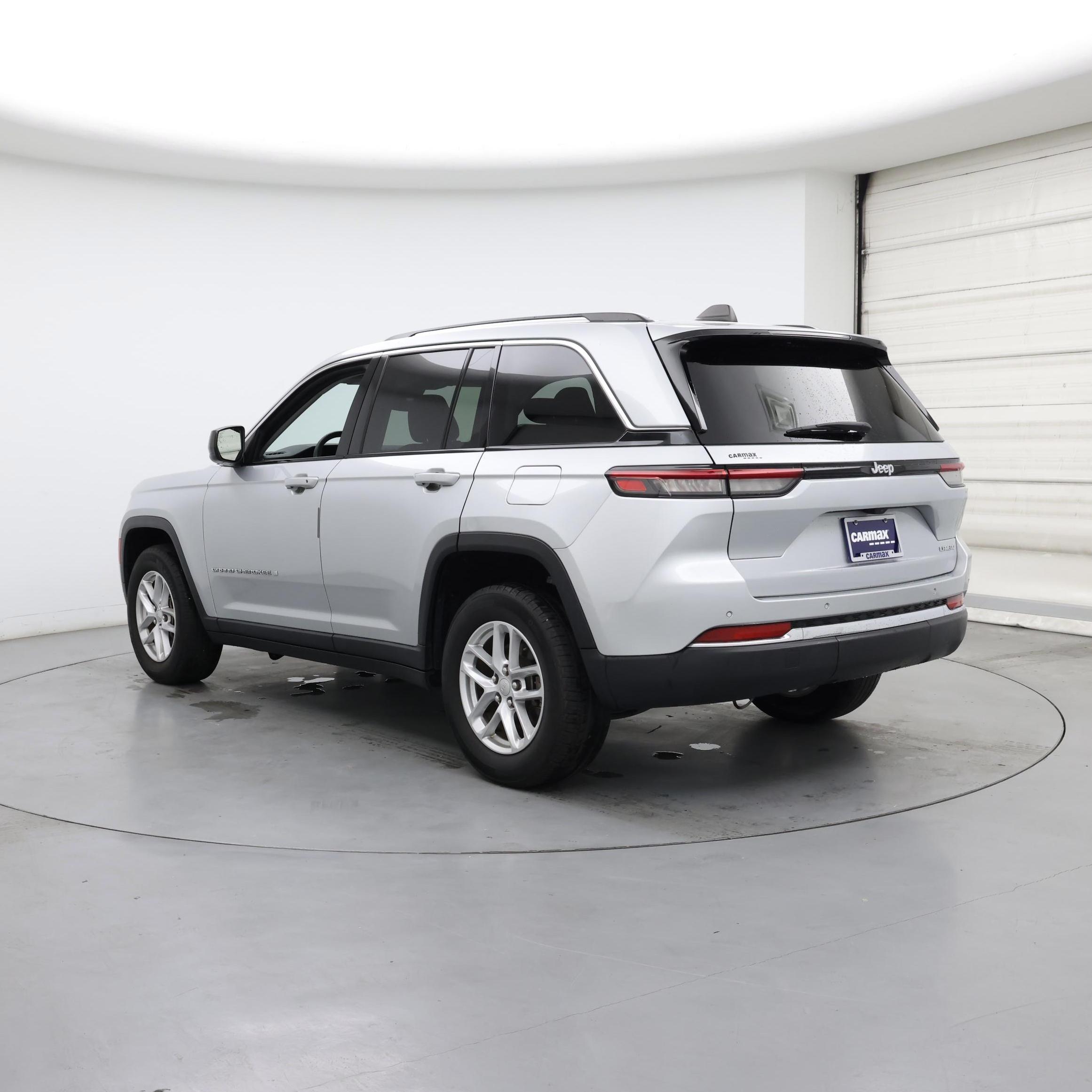 Thumbnail: 2023 Jeep Grand Cherokee - 2