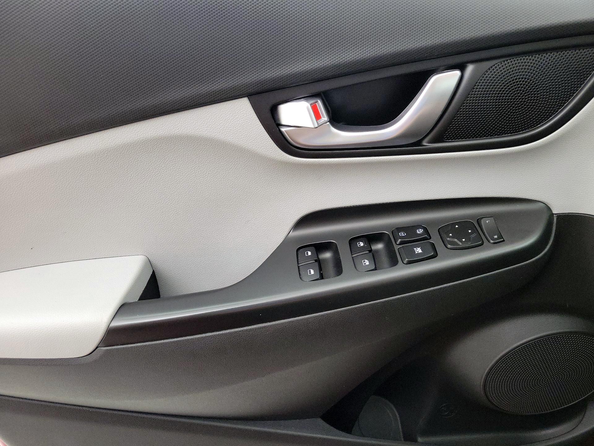 Thumbnail: 2022 Hyundai Kona - 12