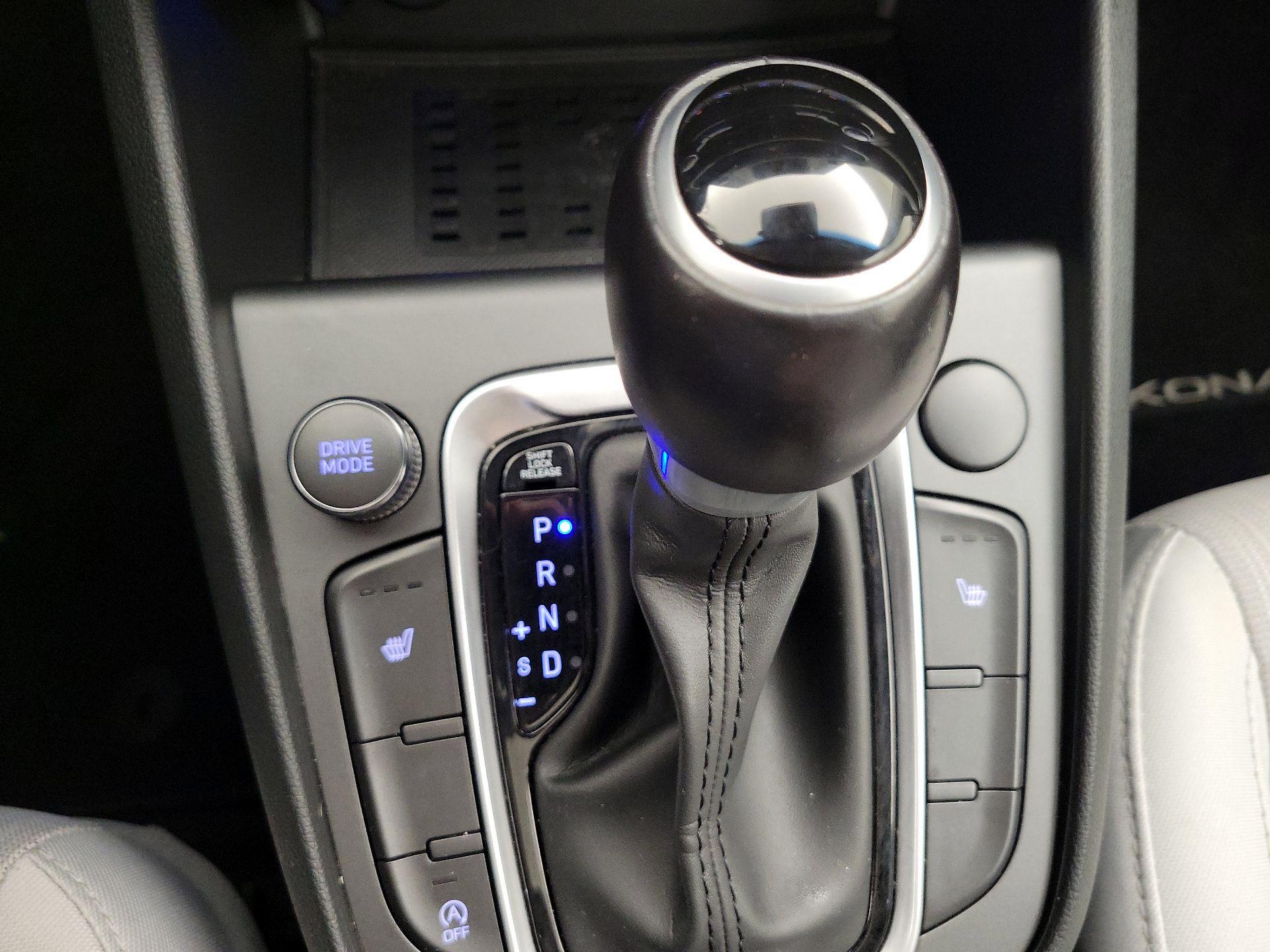 Thumbnail: 2022 Hyundai Kona - 17