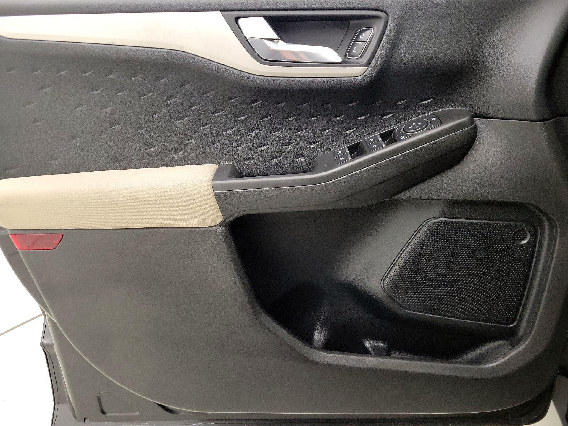 Thumbnail: 2020 Ford Escape - 12