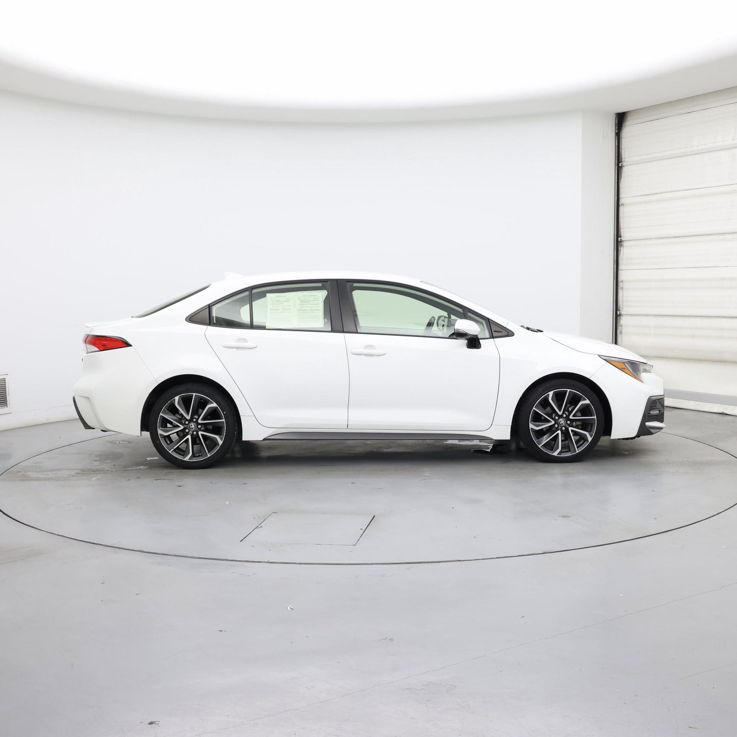 Thumbnail: 2022 Toyota Corolla - 7