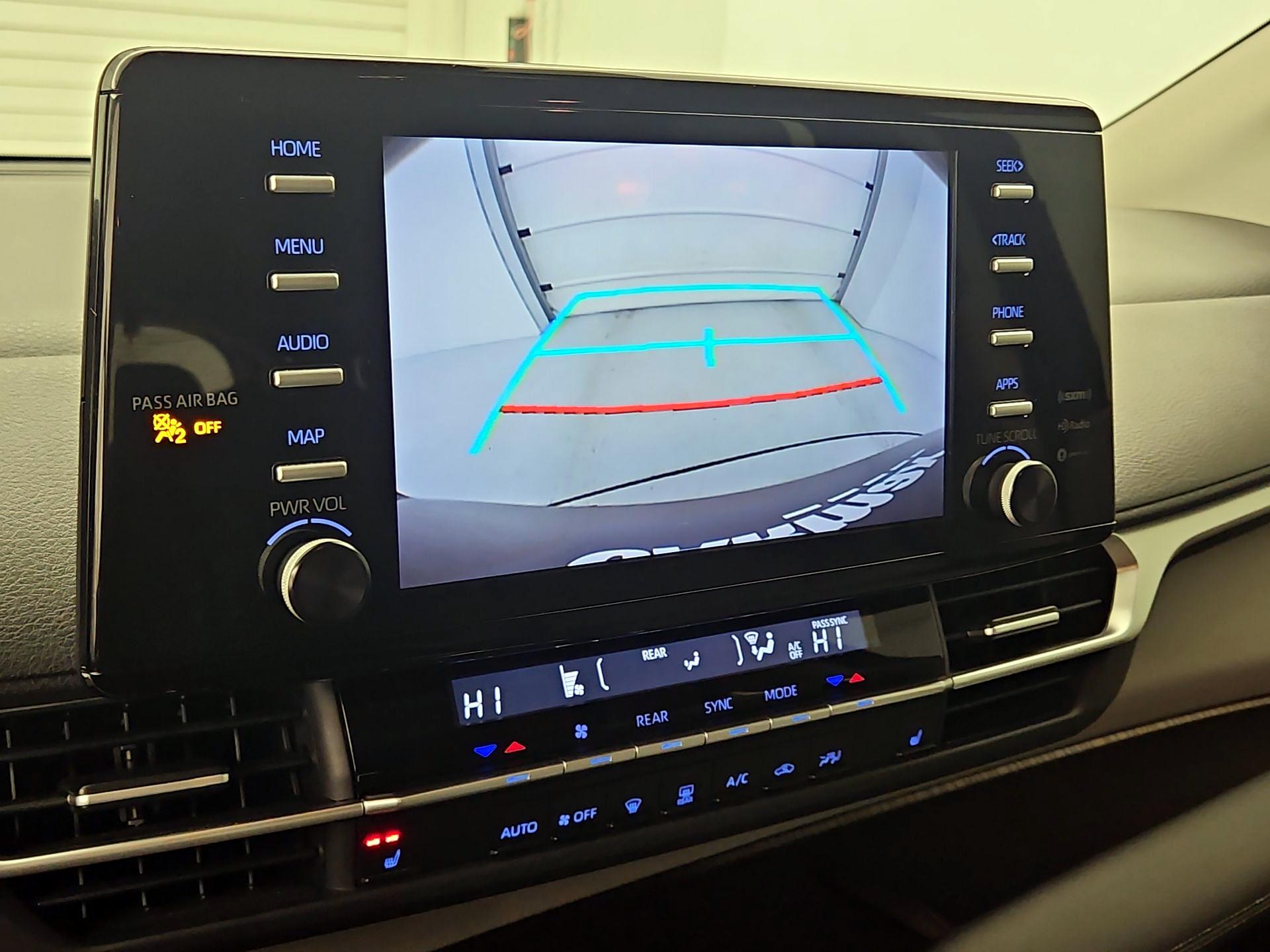 Thumbnail: 2021 Toyota Sienna - 14