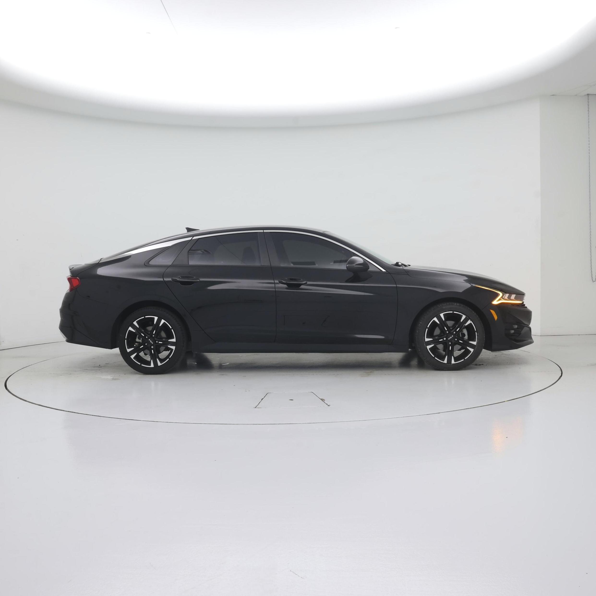 Thumbnail: 2023 Kia K5 - 7