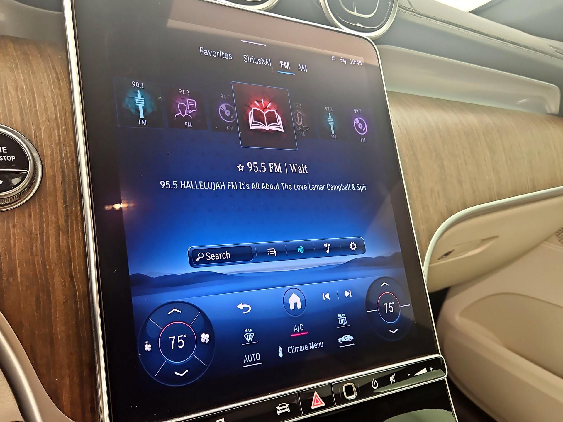 Thumbnail: 2024 Mercedes-Benz GLC - 15