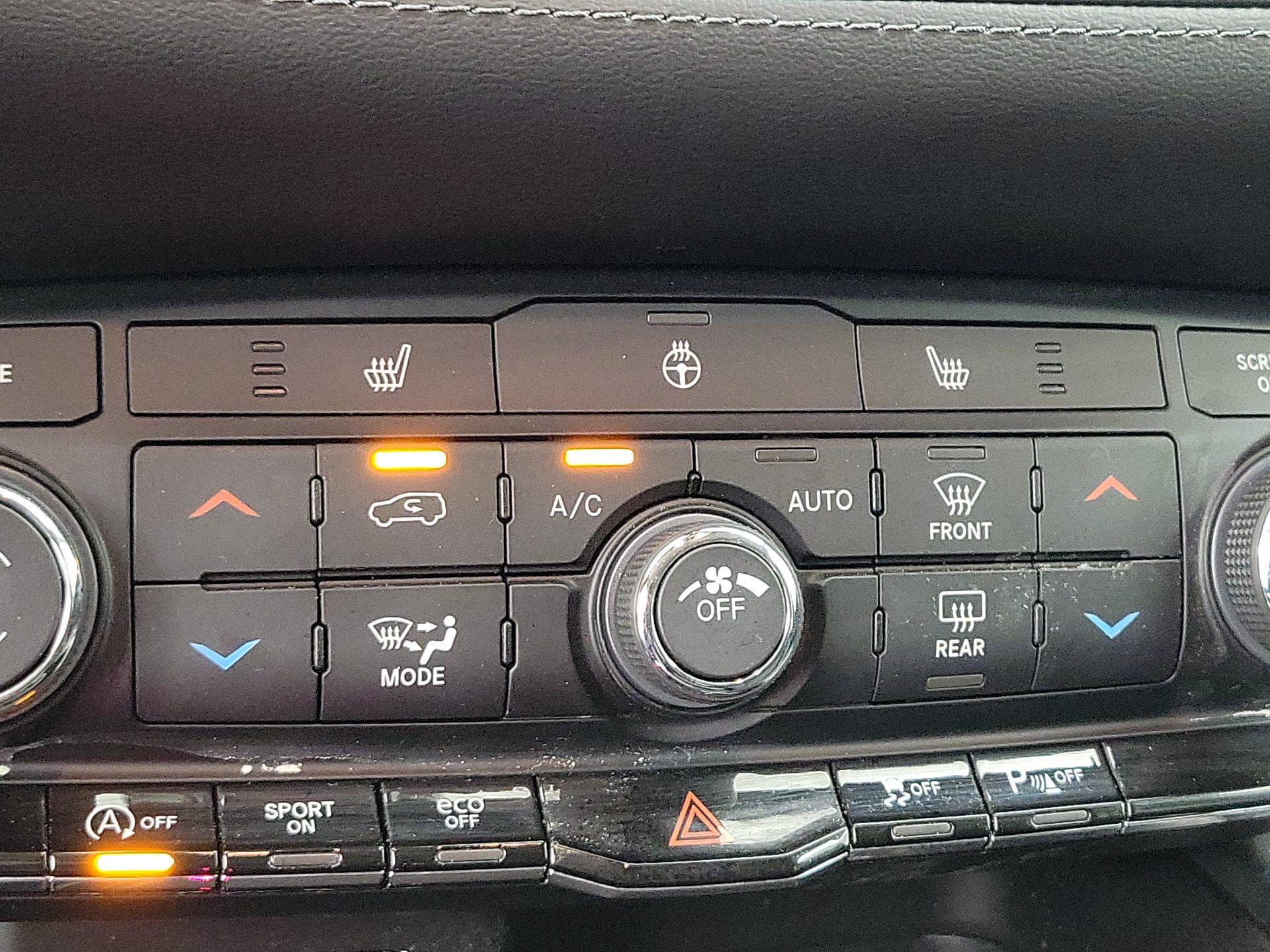 Thumbnail: 2021 Dodge Durango - 16