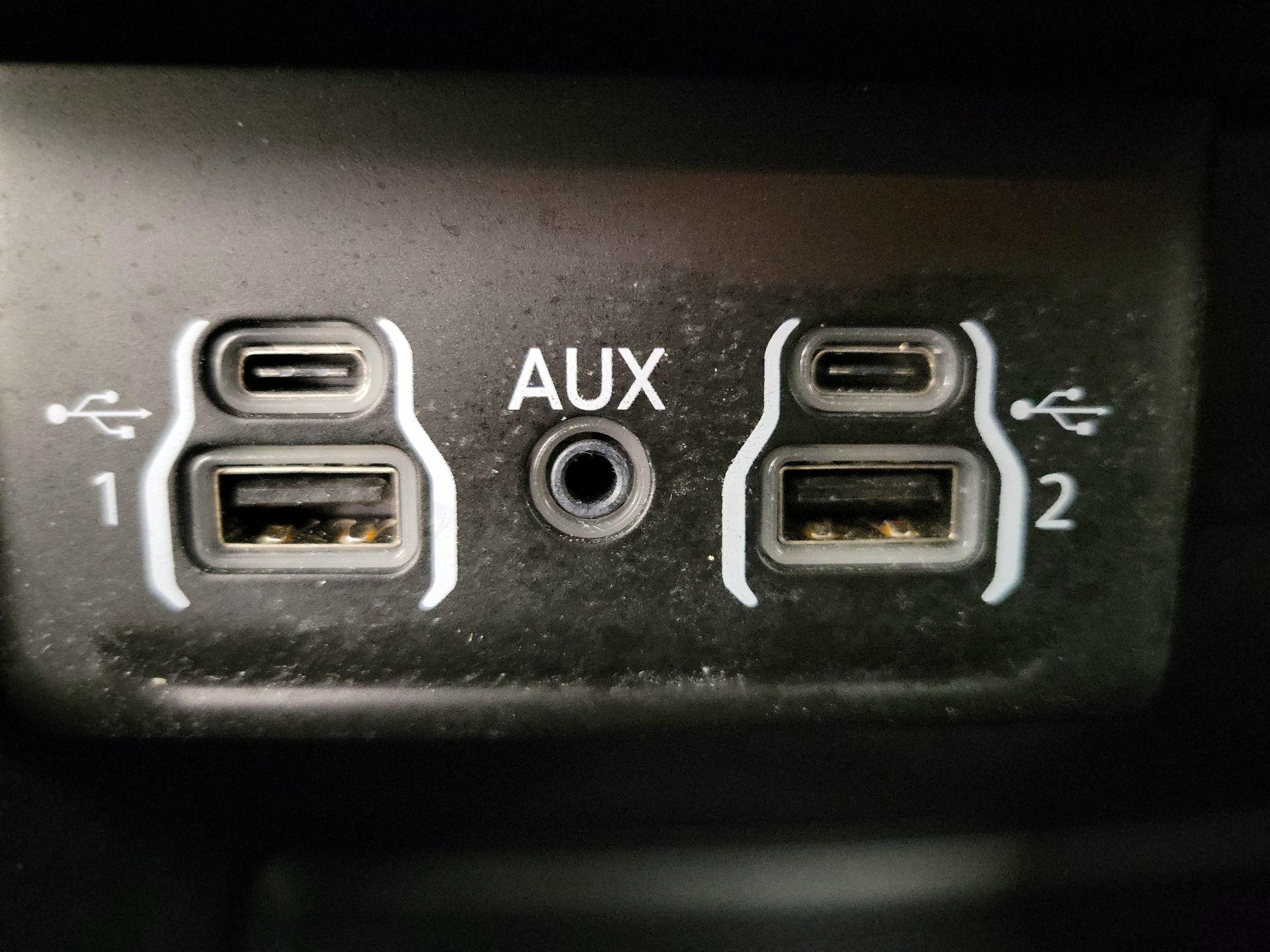 Thumbnail: 2021 Dodge Durango - 18