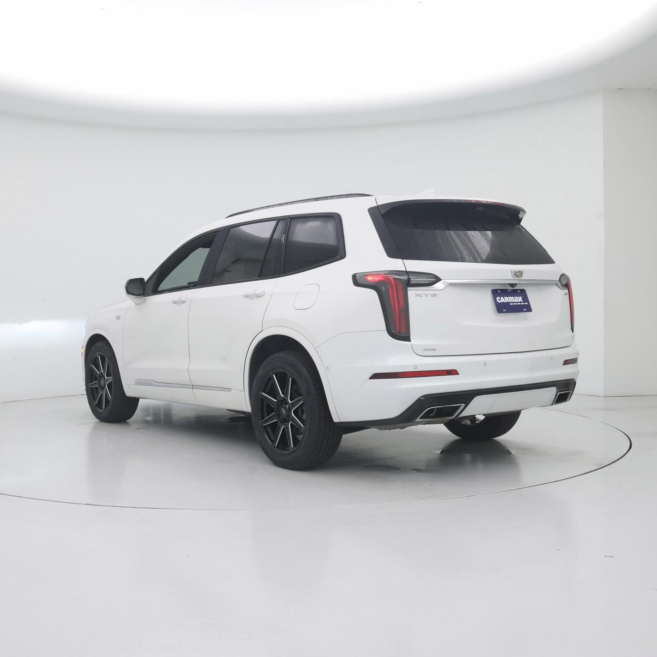 Thumbnail: 2021 Cadillac XT6 - 2