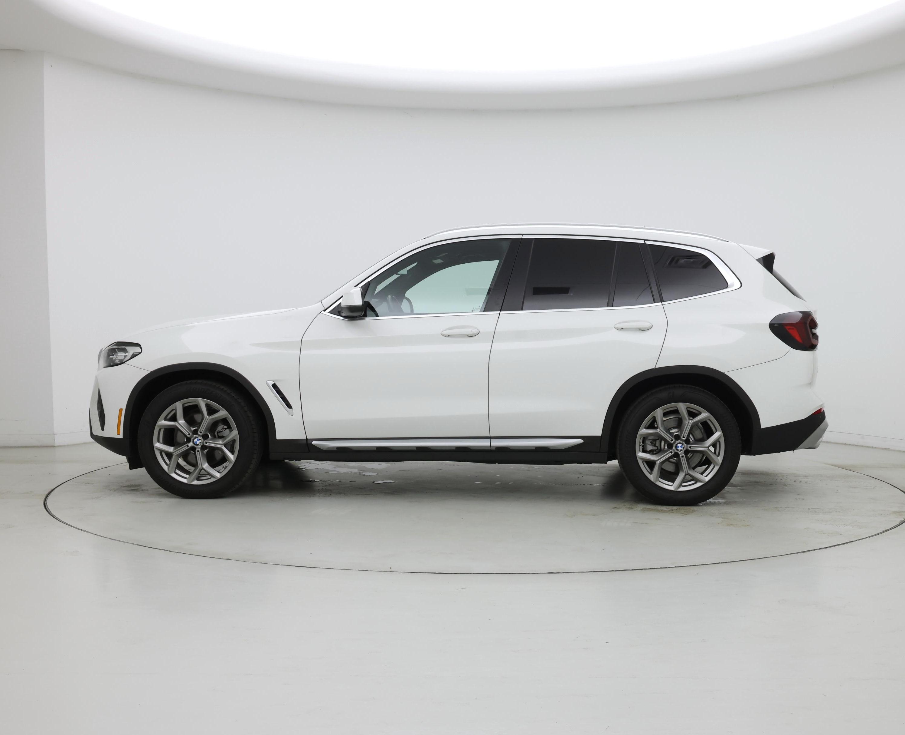 Thumbnail: 2022 BMW X3 - 3