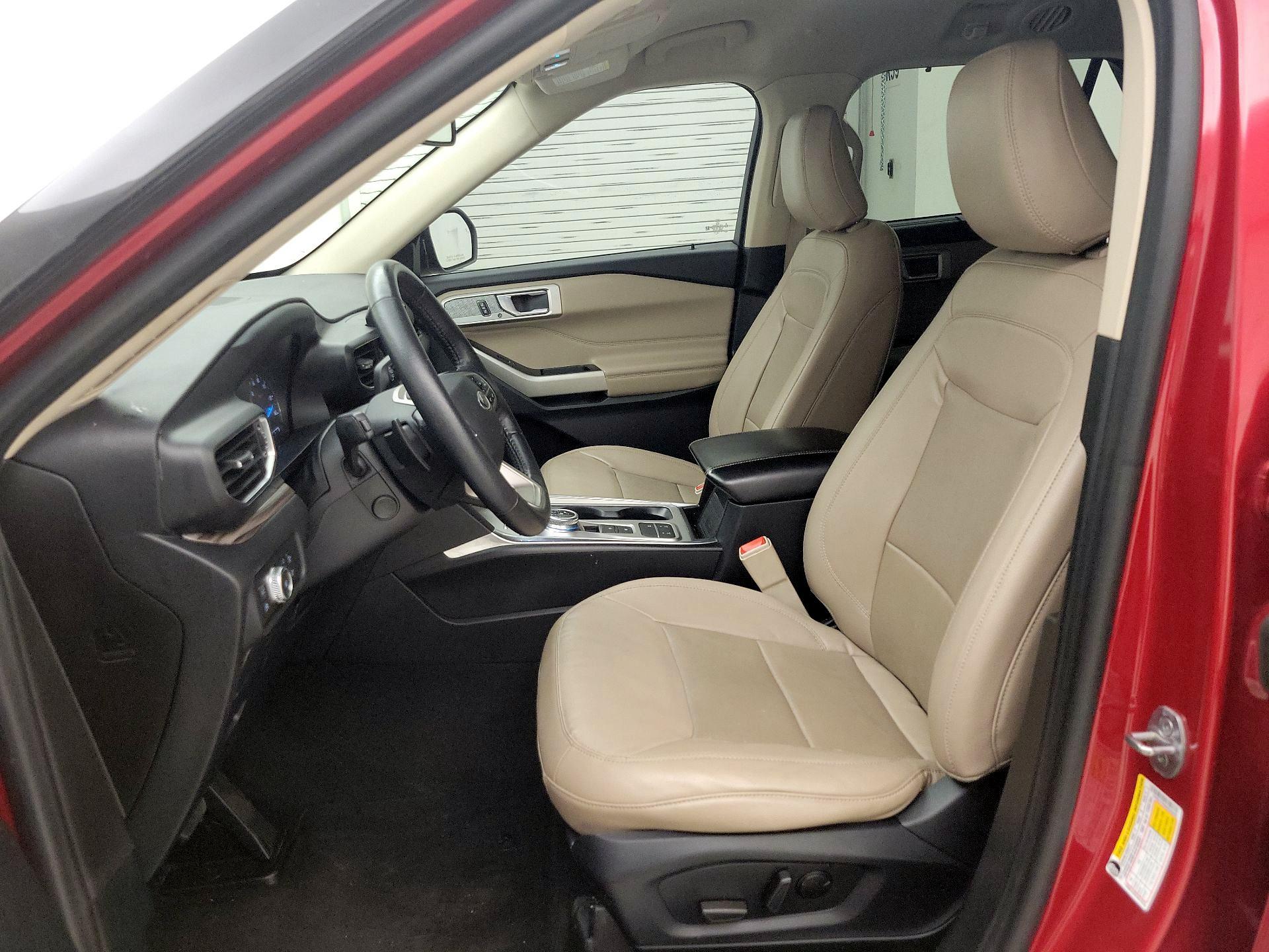 Thumbnail: 2021 Ford Explorer - 11