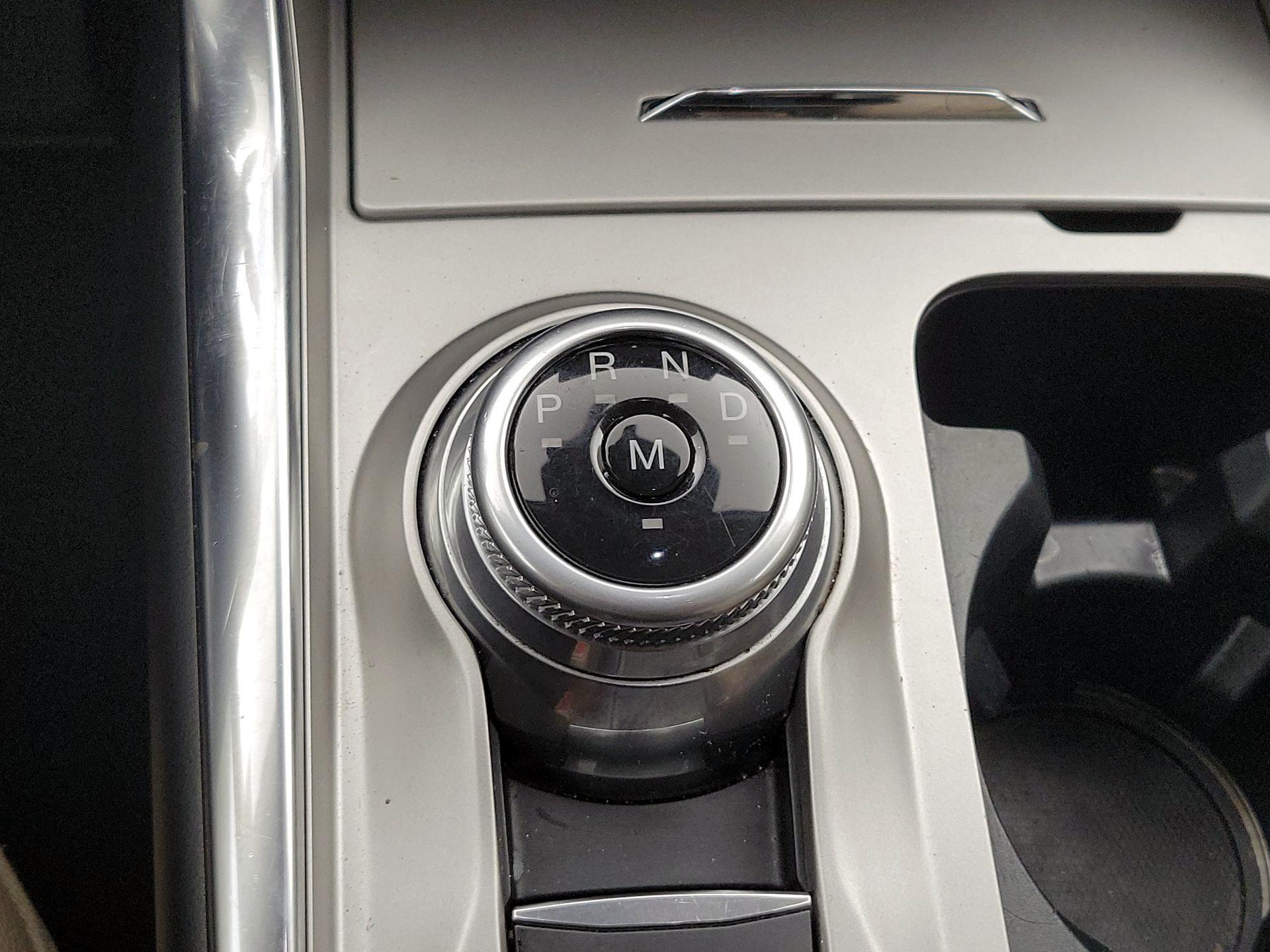 Thumbnail: 2021 Ford Explorer - 18