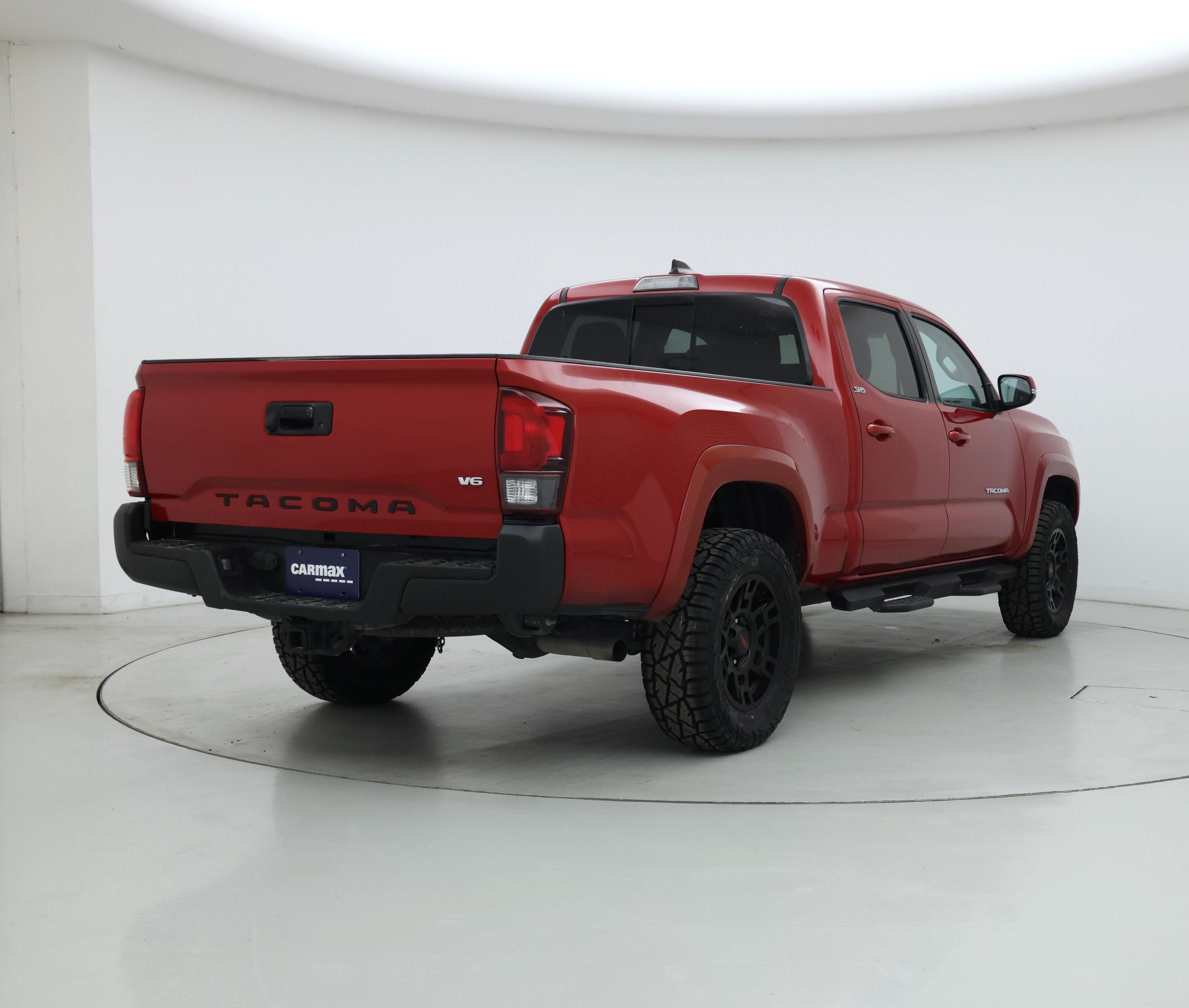 Thumbnail: 2022 Toyota Tacoma - 8