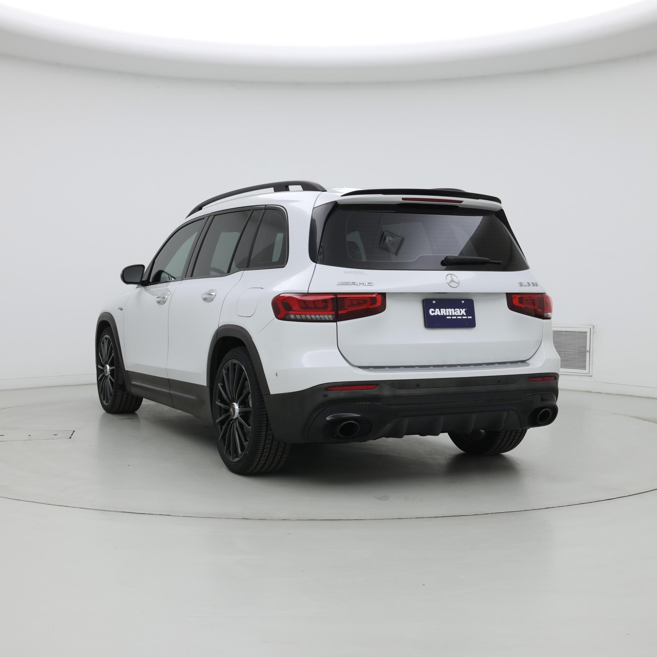 Thumbnail: 2022 Mercedes-Benz GLB - 2