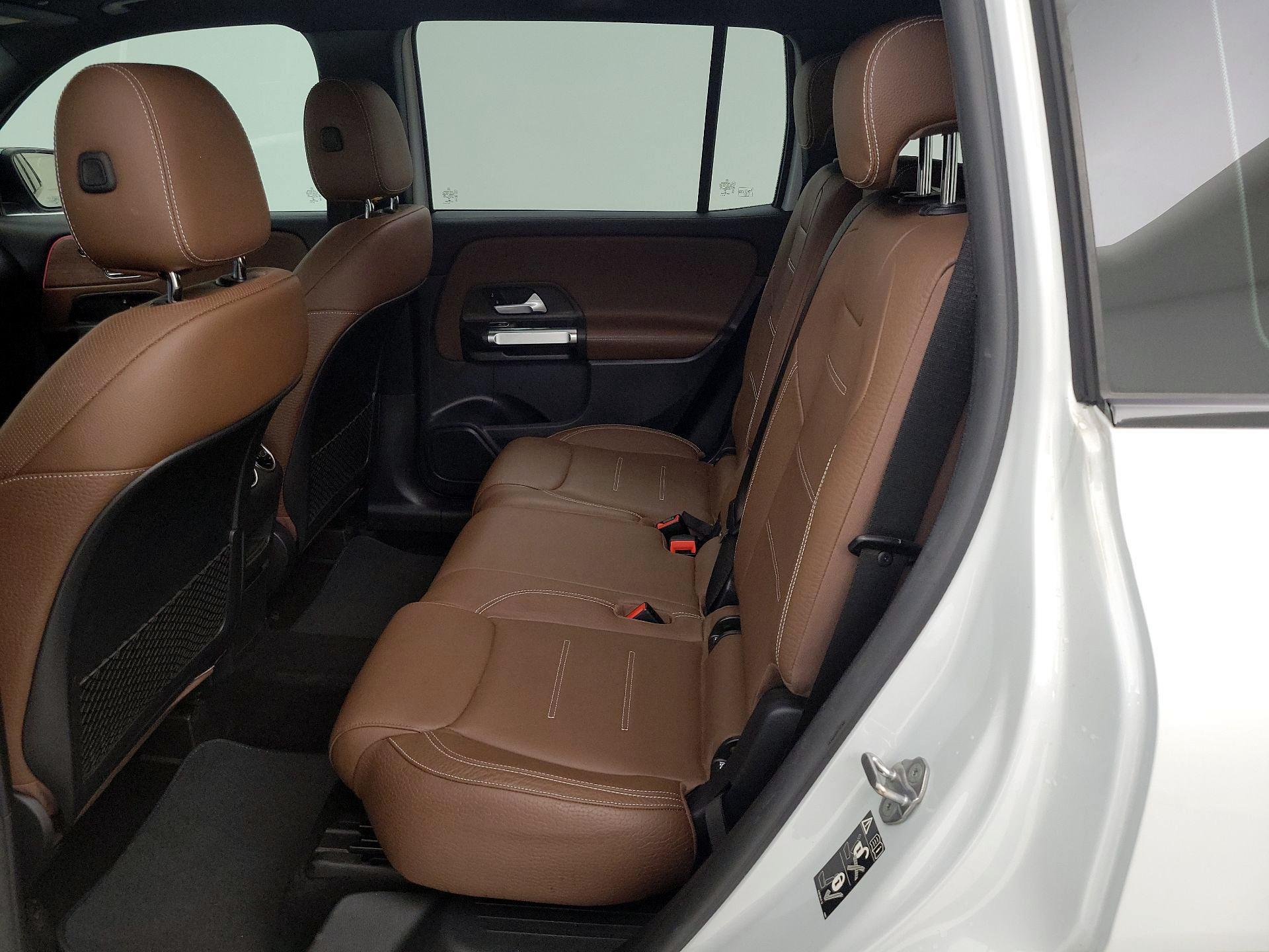 Thumbnail: 2022 Mercedes-Benz GLB - 20