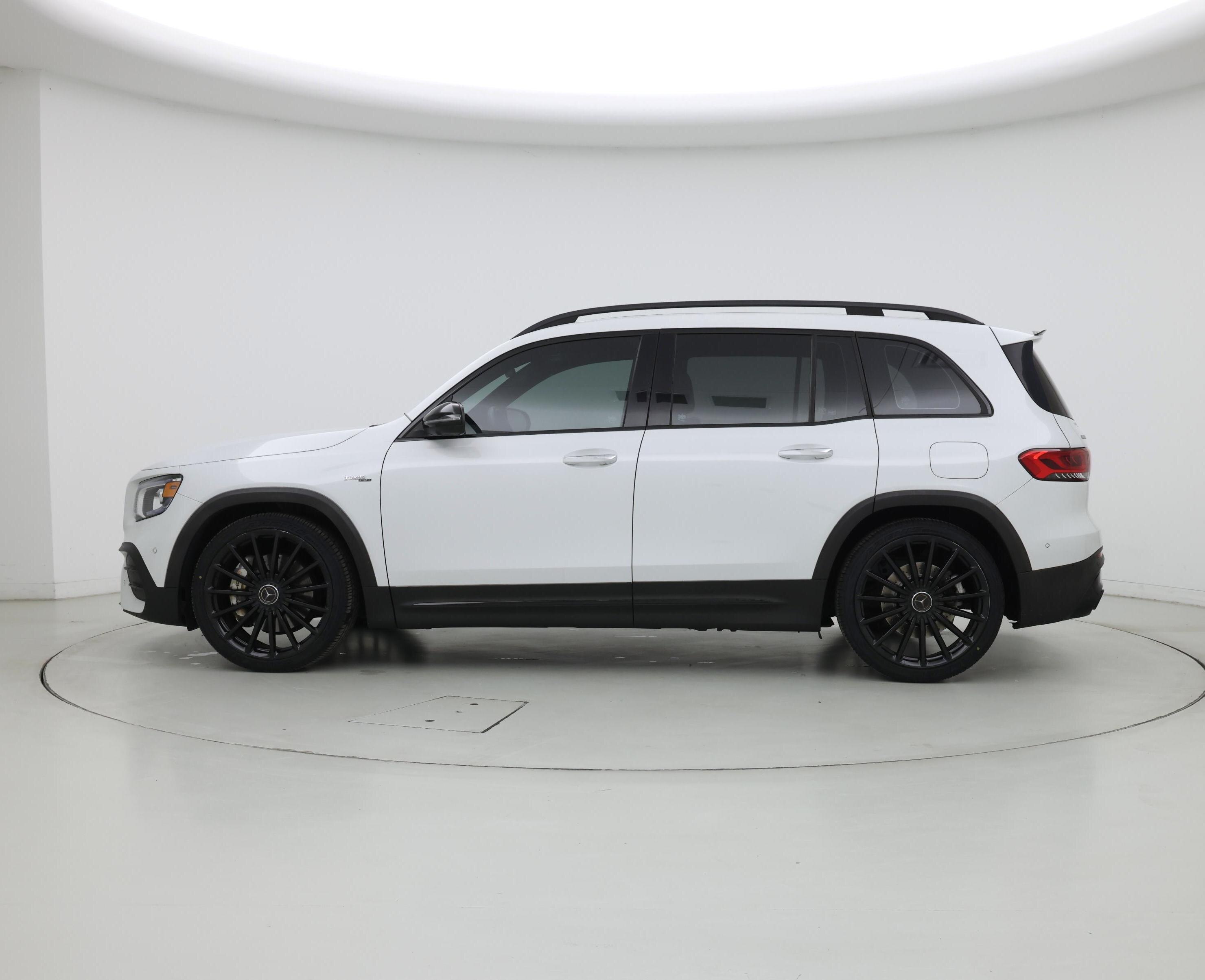 Thumbnail: 2022 Mercedes-Benz GLB - 3