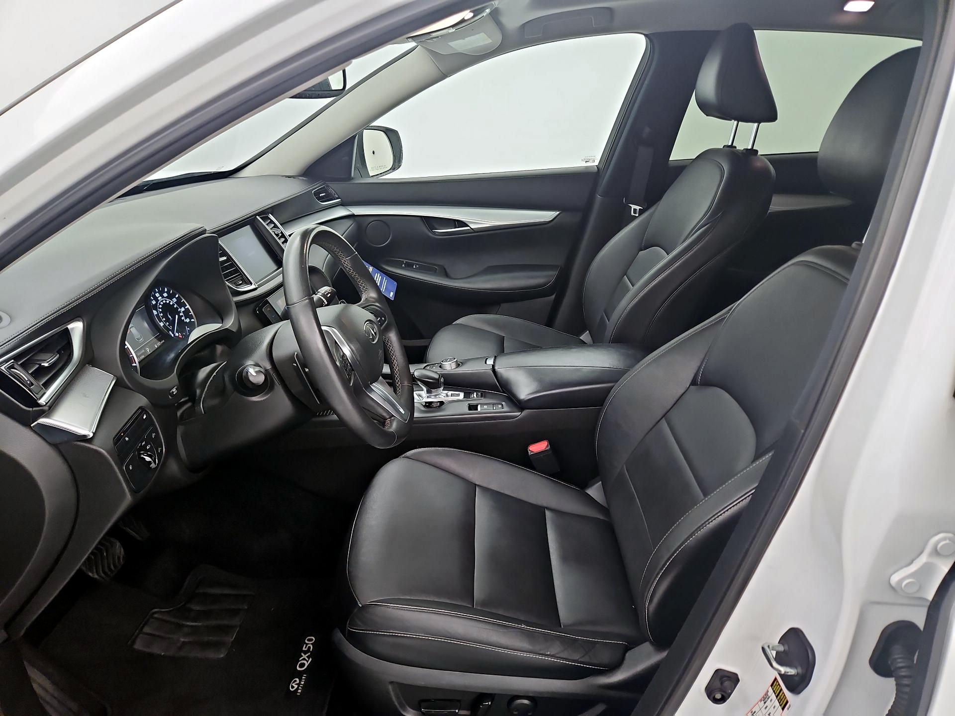 Thumbnail: 2020 INFINITI QX50 - 11