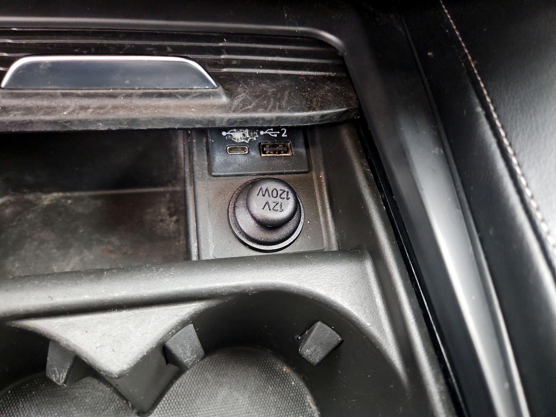 Thumbnail: 2020 INFINITI QX50 - 18