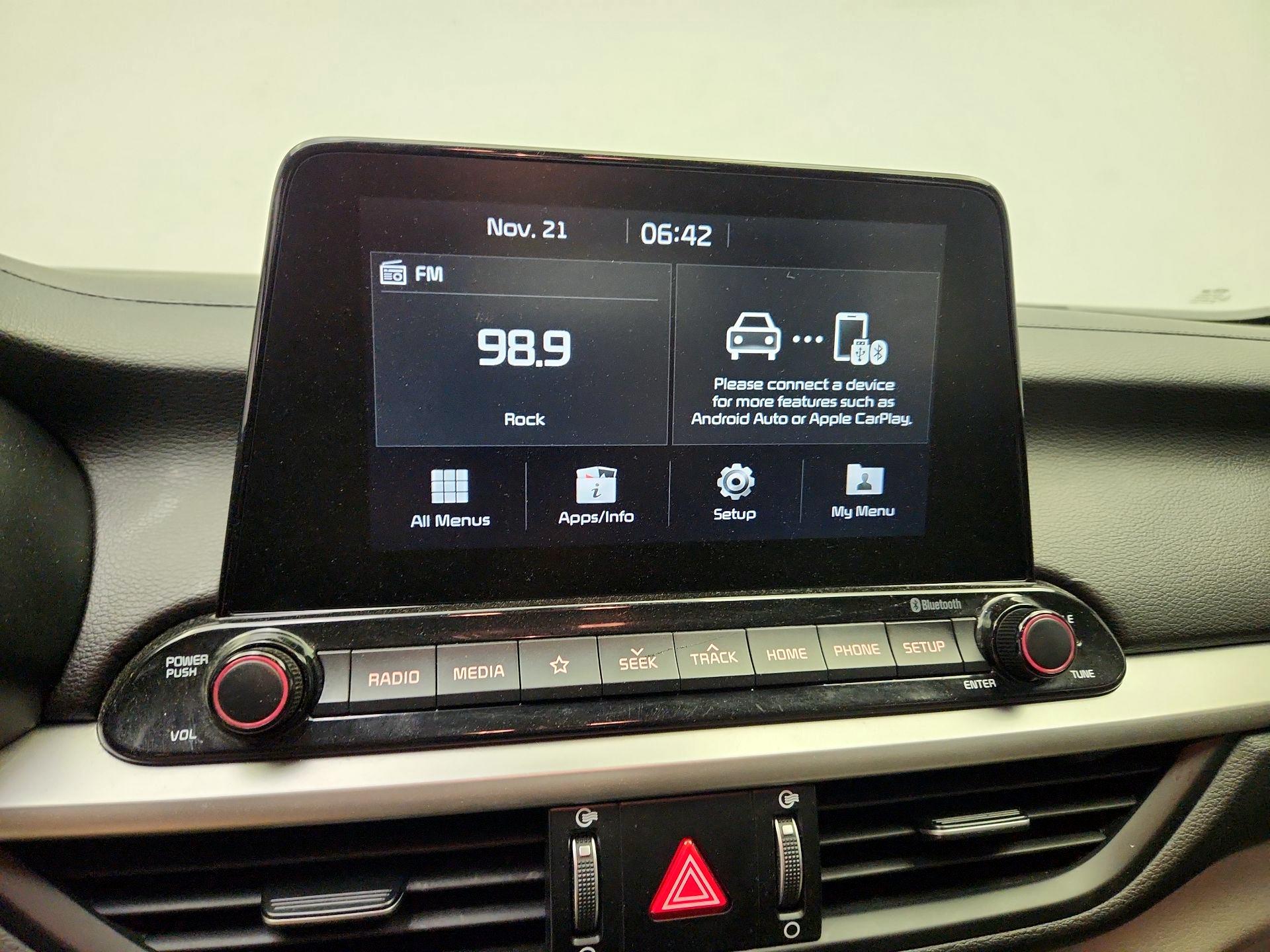 Thumbnail: 2019 Kia Forte - 15