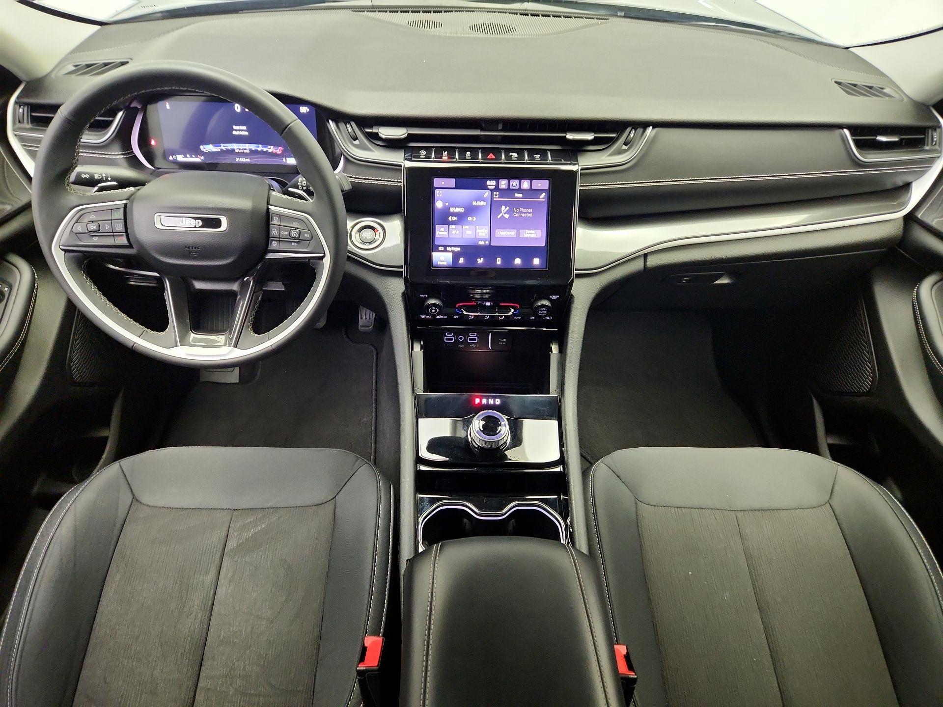 Thumbnail: 2023 Jeep Grand Cherokee - 9