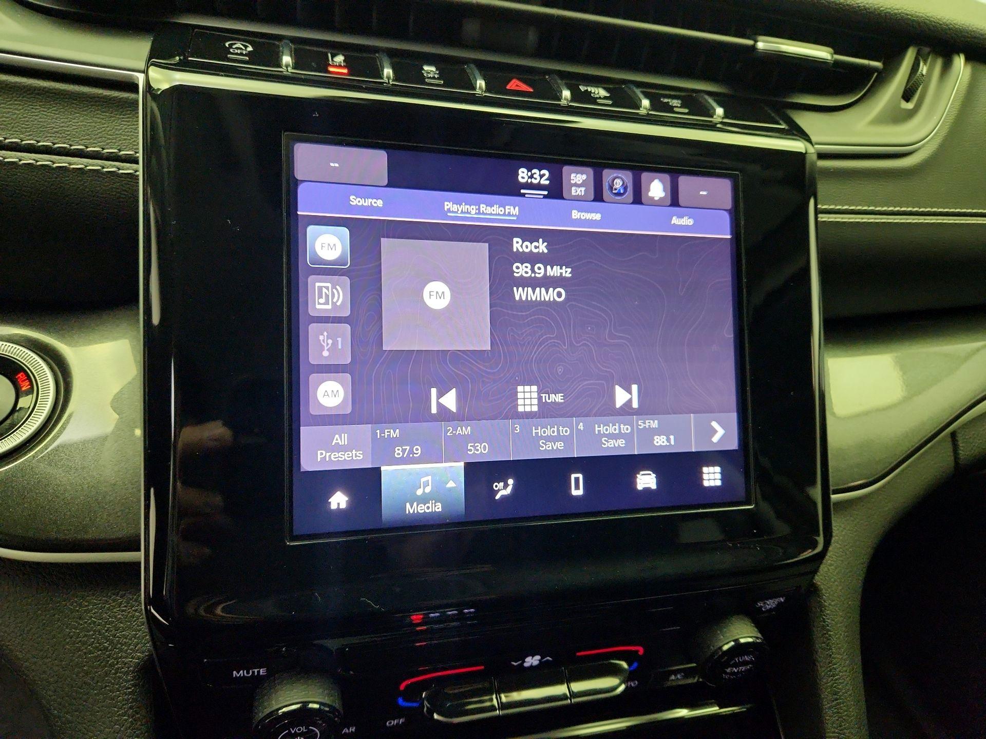 Thumbnail: 2023 Jeep Grand Cherokee - 15