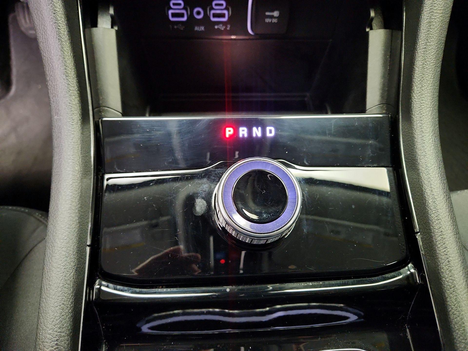 Thumbnail: 2023 Jeep Grand Cherokee - 17