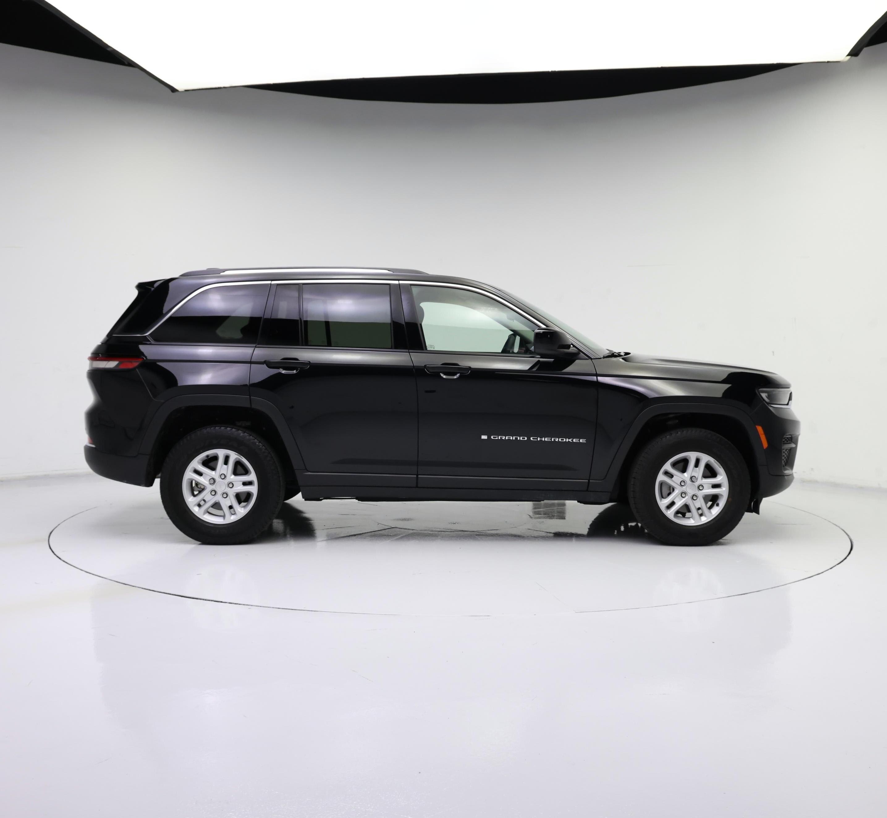 Thumbnail: 2023 Jeep Grand Cherokee - 7