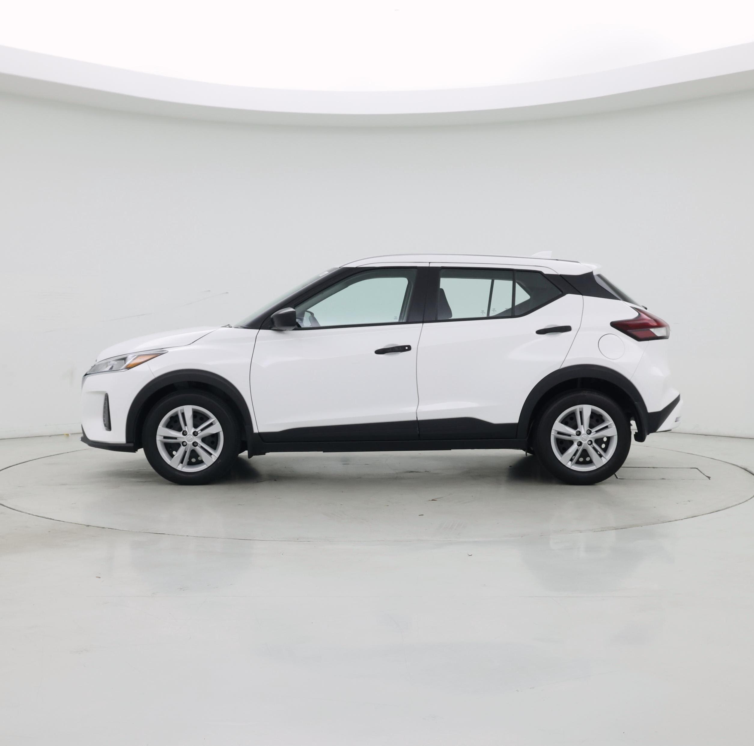 Thumbnail: 2024 Nissan Kicks - 3