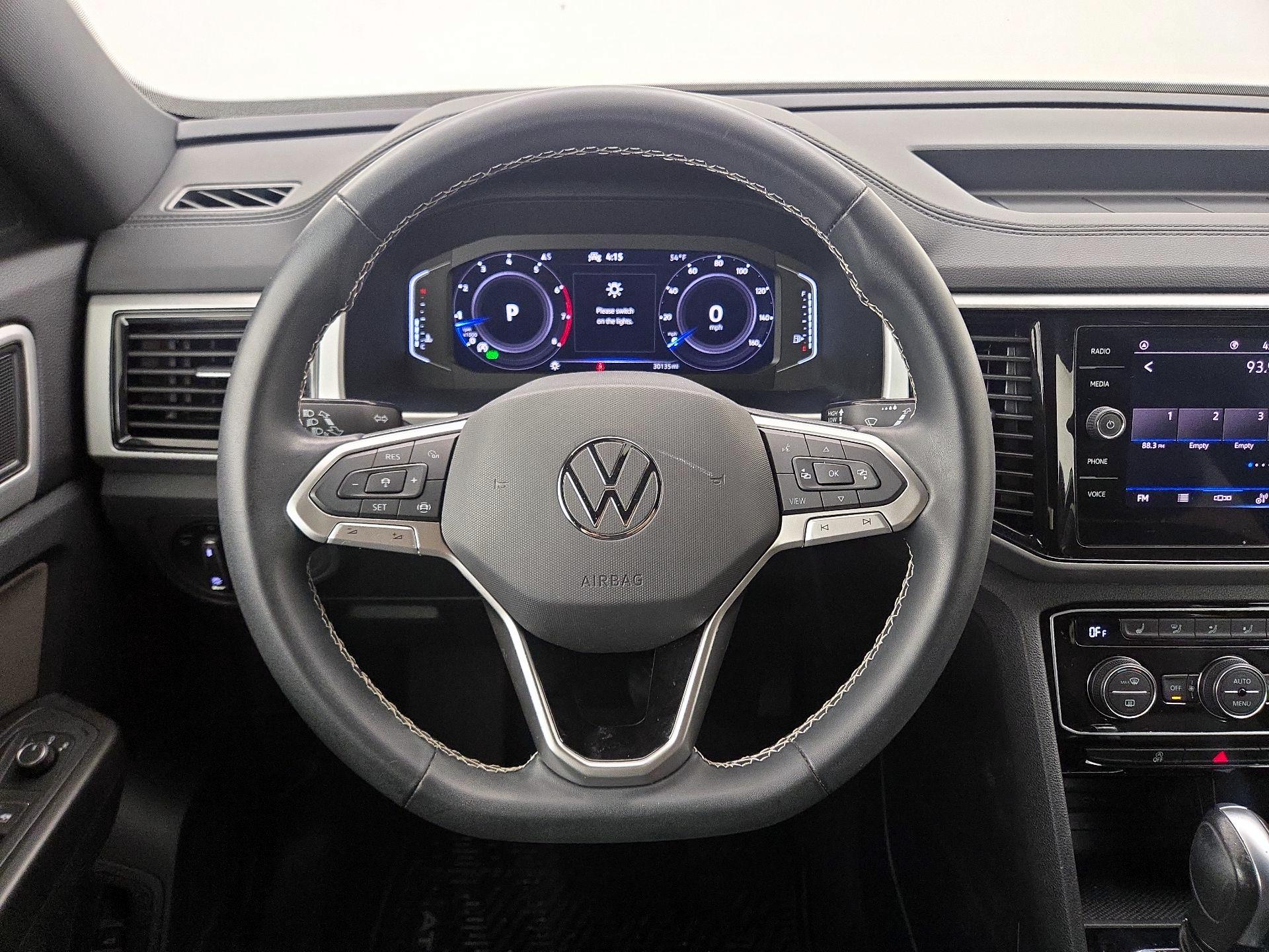 Thumbnail: 2022 Volkswagen Atlas - 10