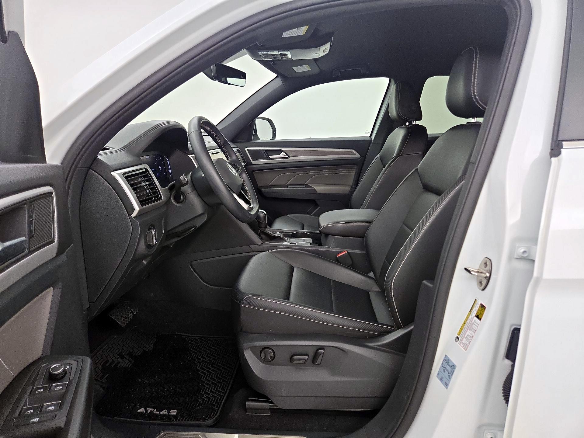 Thumbnail: 2022 Volkswagen Atlas - 11