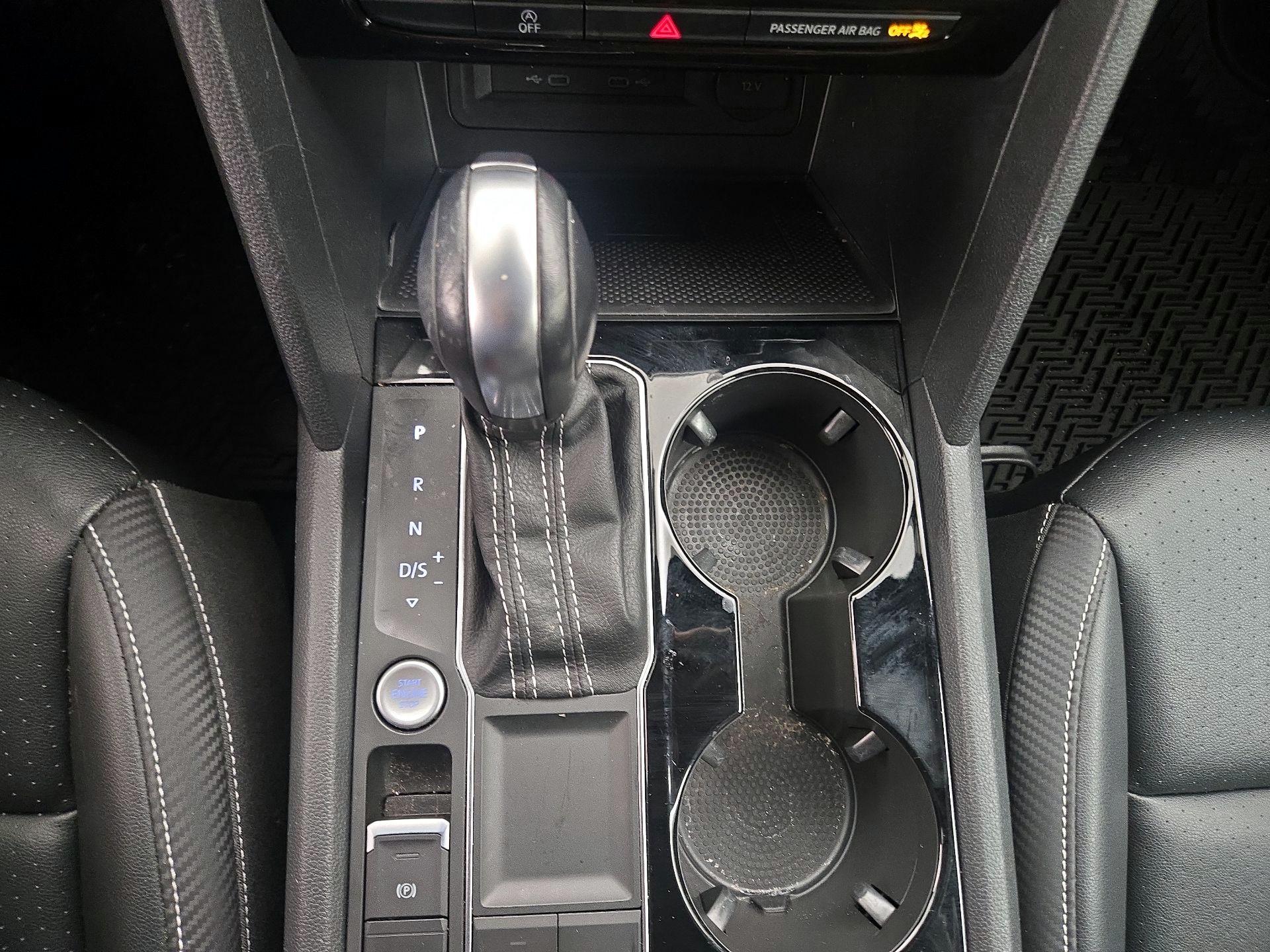 Thumbnail: 2022 Volkswagen Atlas - 17