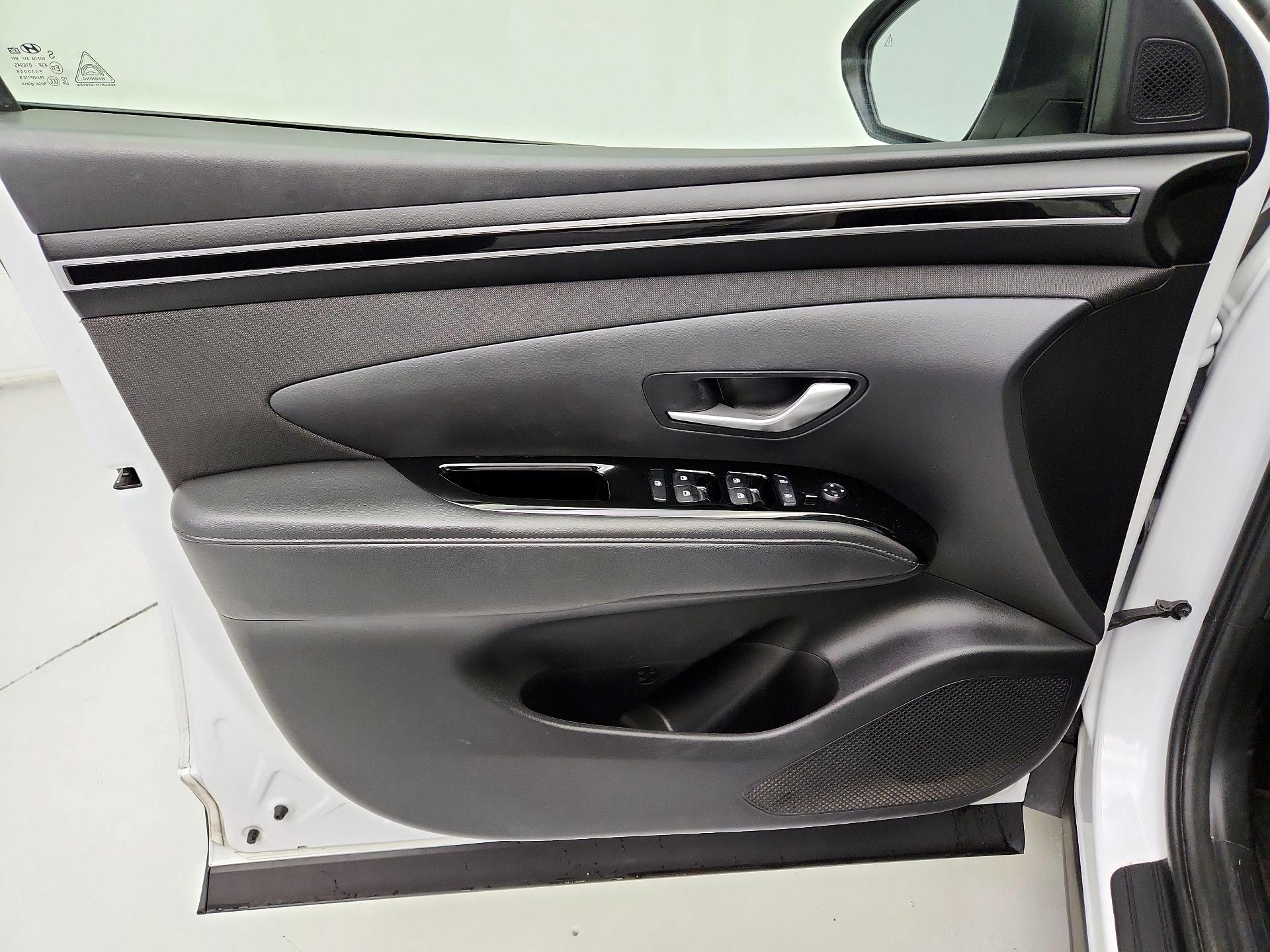 Thumbnail: 2022 Hyundai Tucson - 12