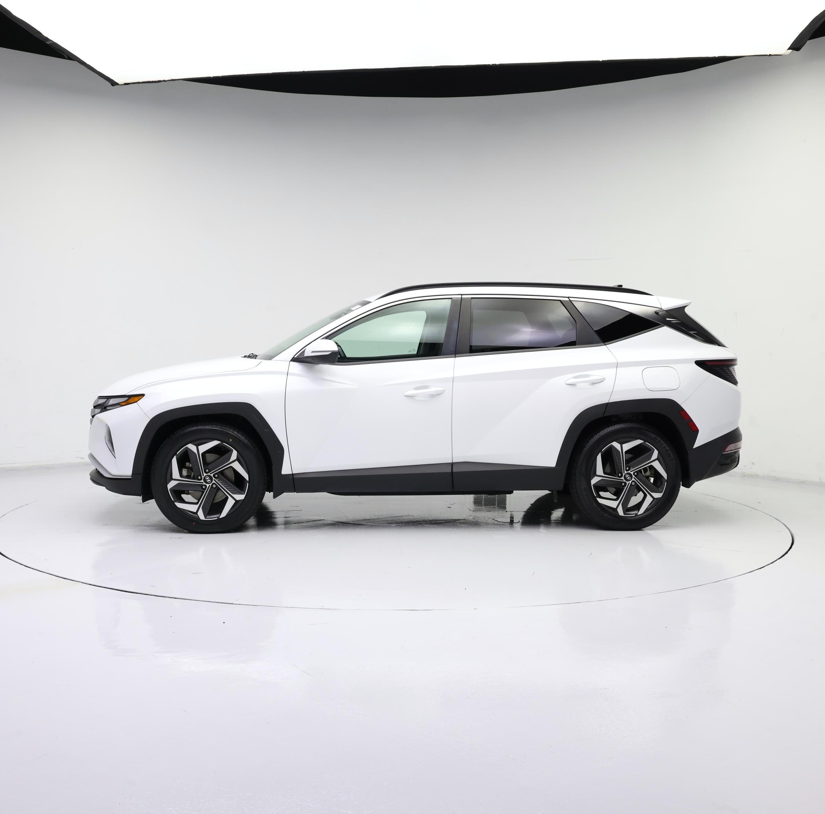 Thumbnail: 2022 Hyundai Tucson - 3