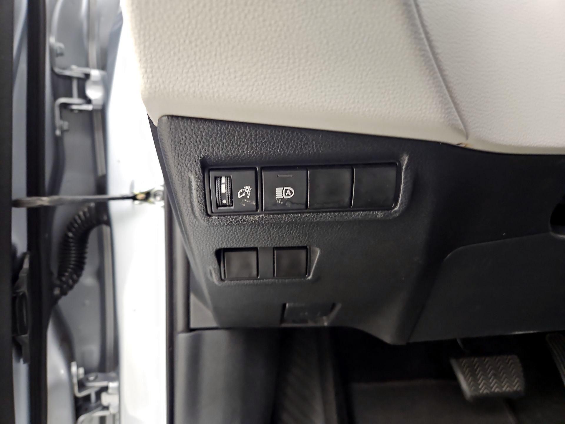 Thumbnail: 2023 Toyota Corolla Cross - 13