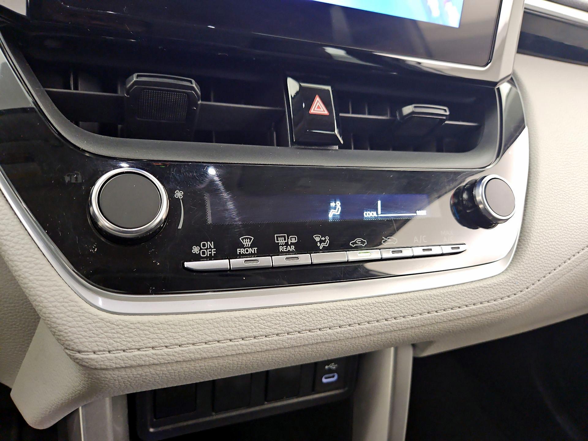 Thumbnail: 2023 Toyota Corolla Cross - 16