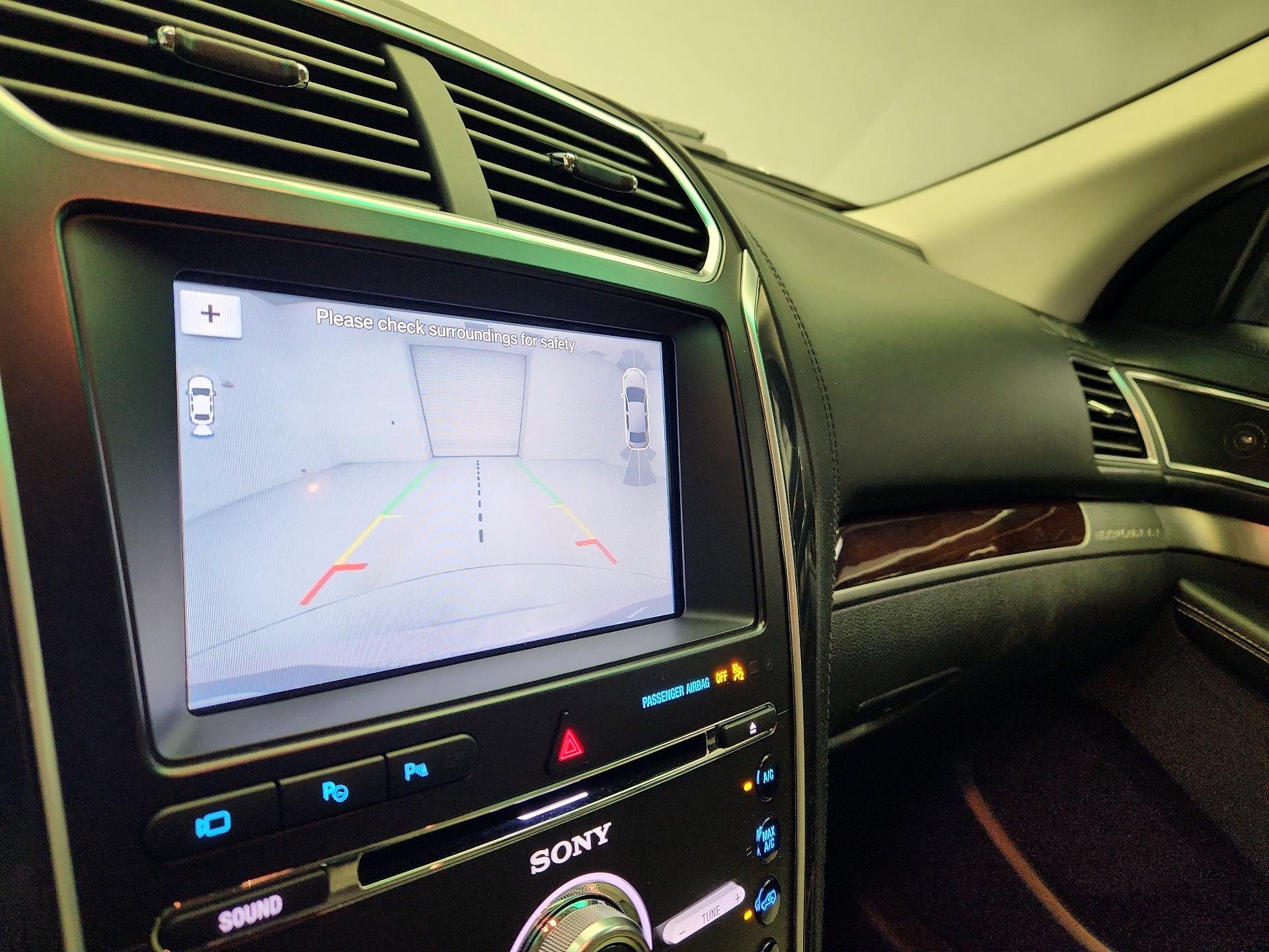 Thumbnail: 2017 Ford Explorer - 15