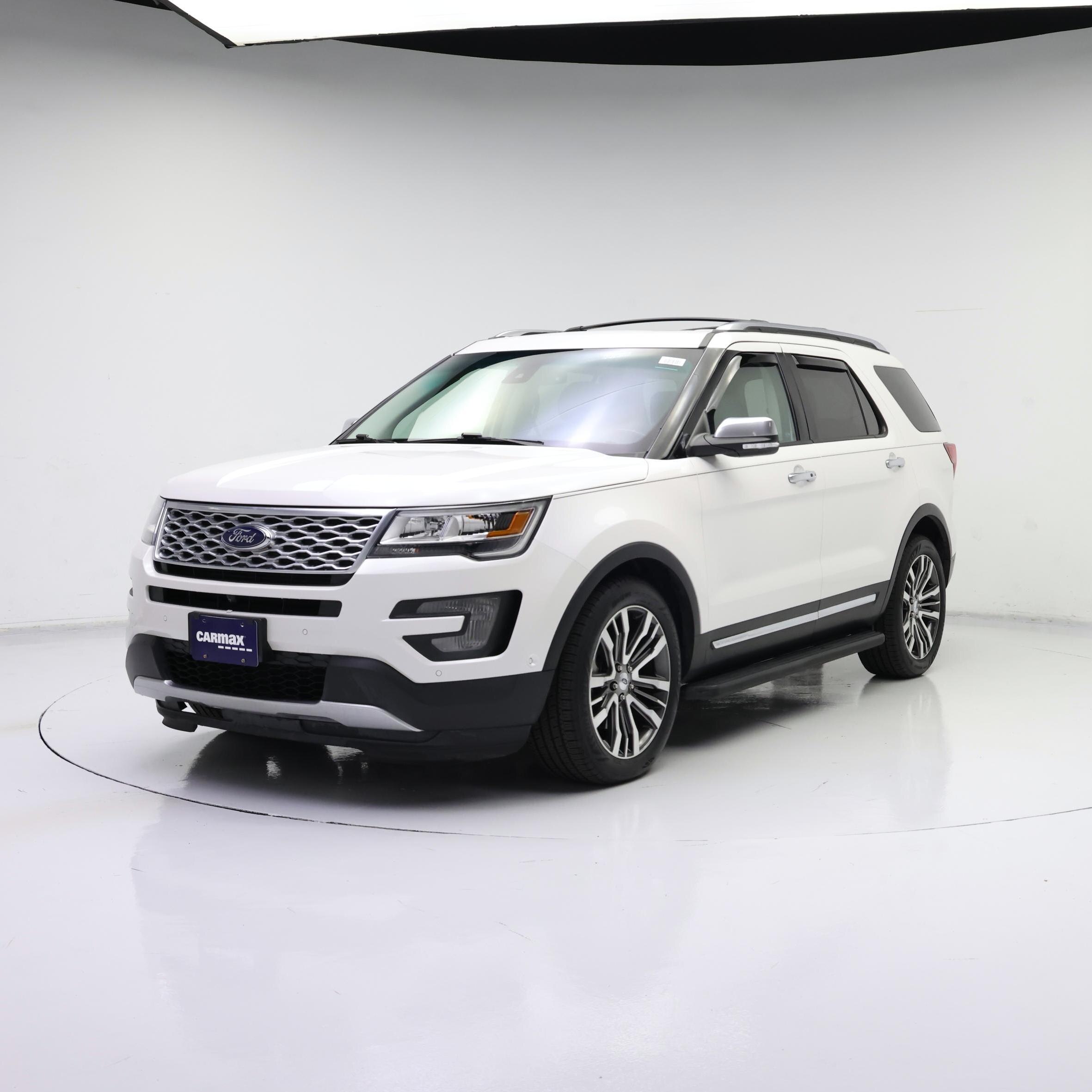 Thumbnail: 2017 Ford Explorer - 4