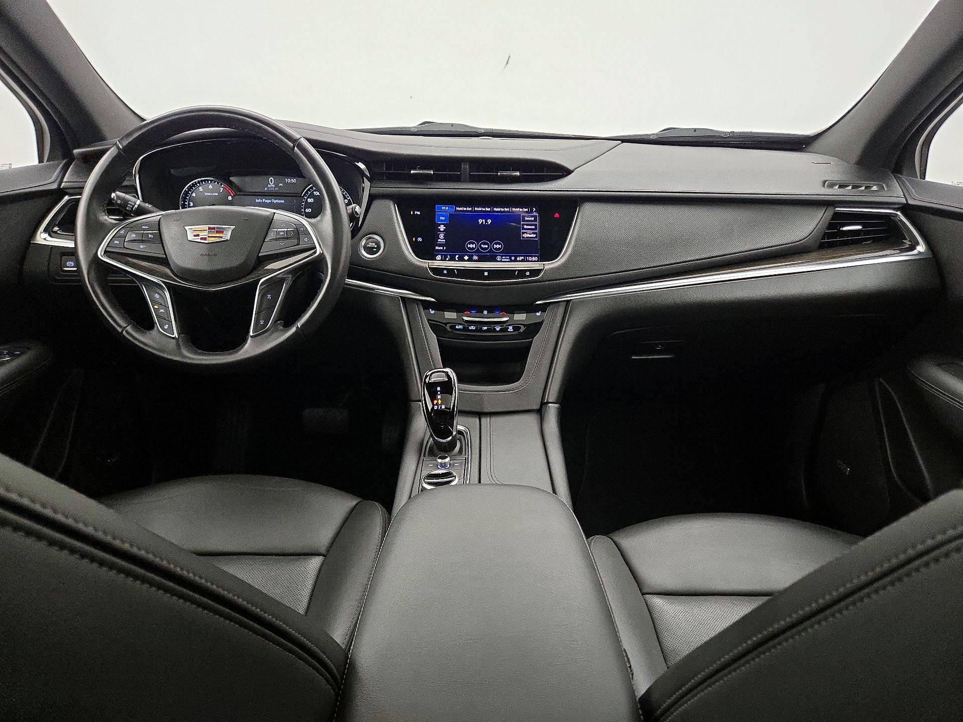 Thumbnail: 2021 Cadillac XT5 - 9