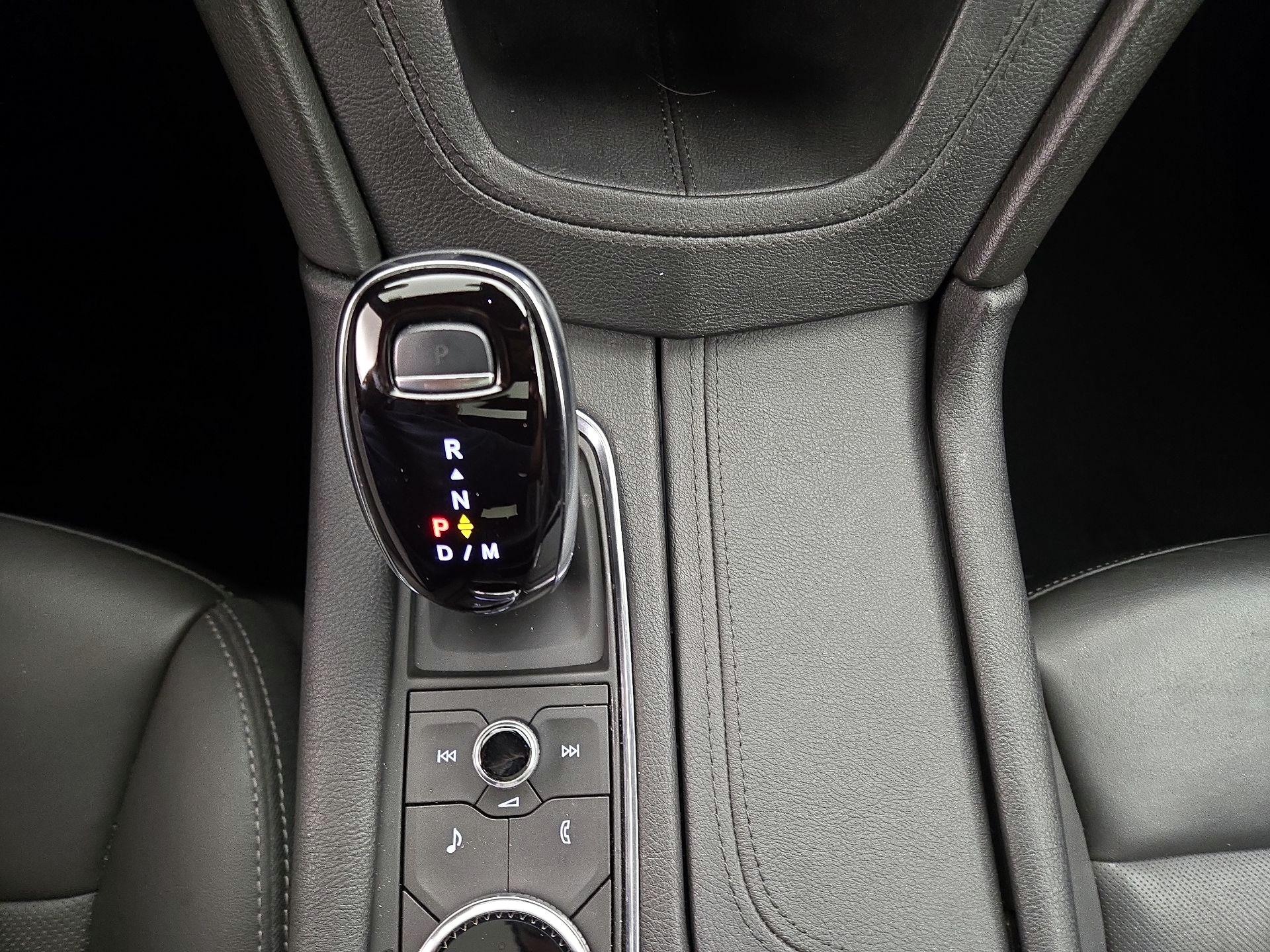 Thumbnail: 2021 Cadillac XT5 - 17