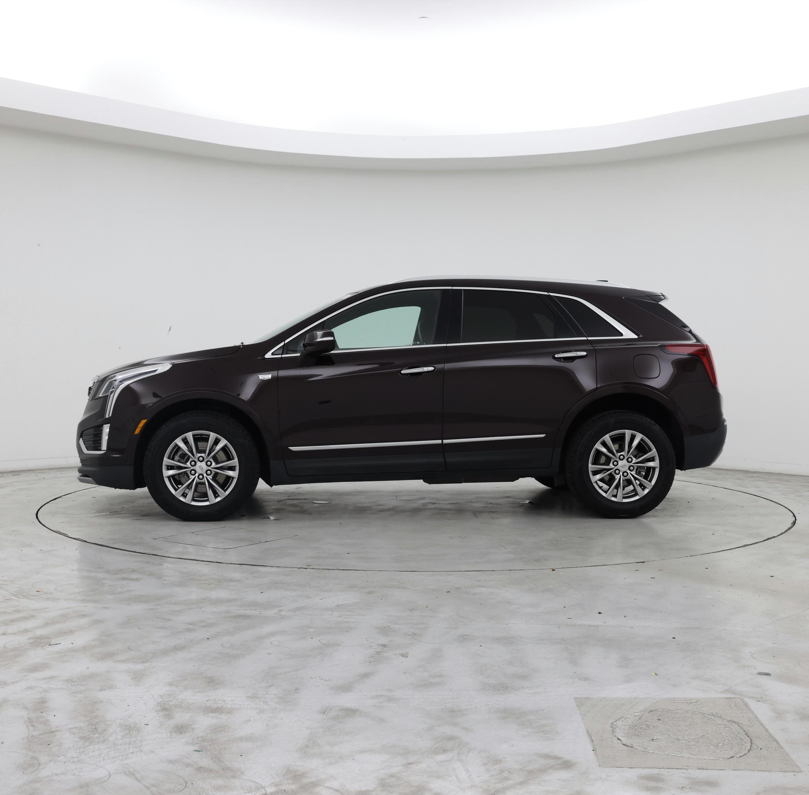 Thumbnail: 2021 Cadillac XT5 - 3
