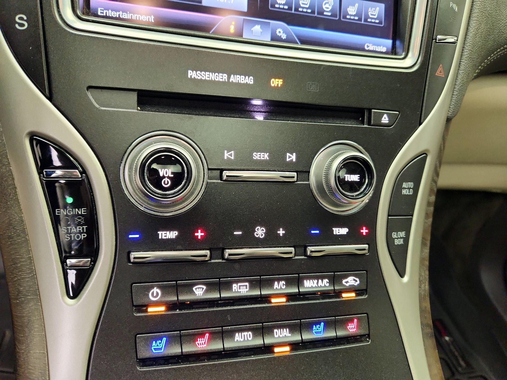 Thumbnail: 2016 Lincoln MKX - 17